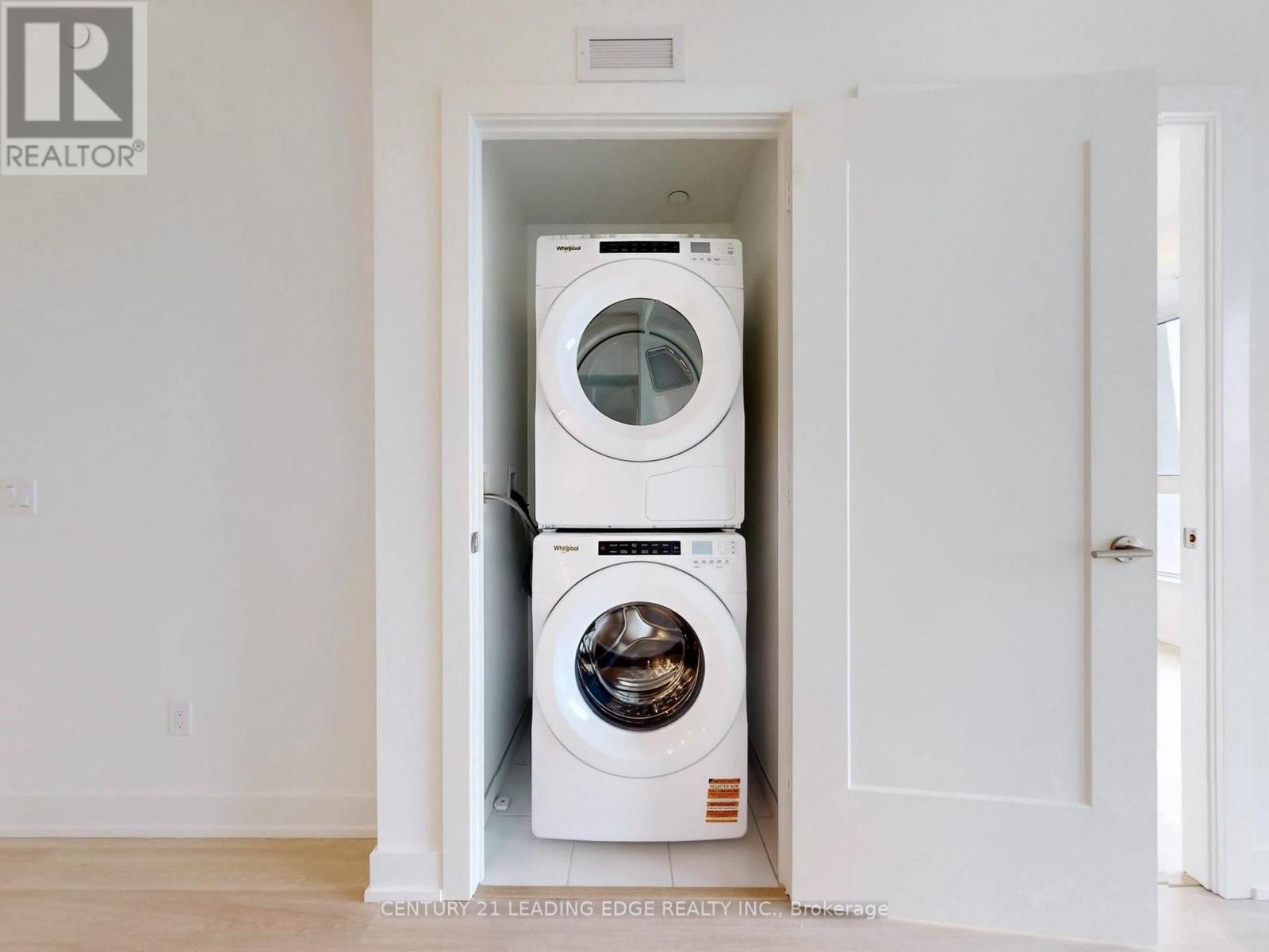 2115 - 60 Central Park Roadway, Toronto, Ontario  M9A 0E6 - Photo 22 - W12959960