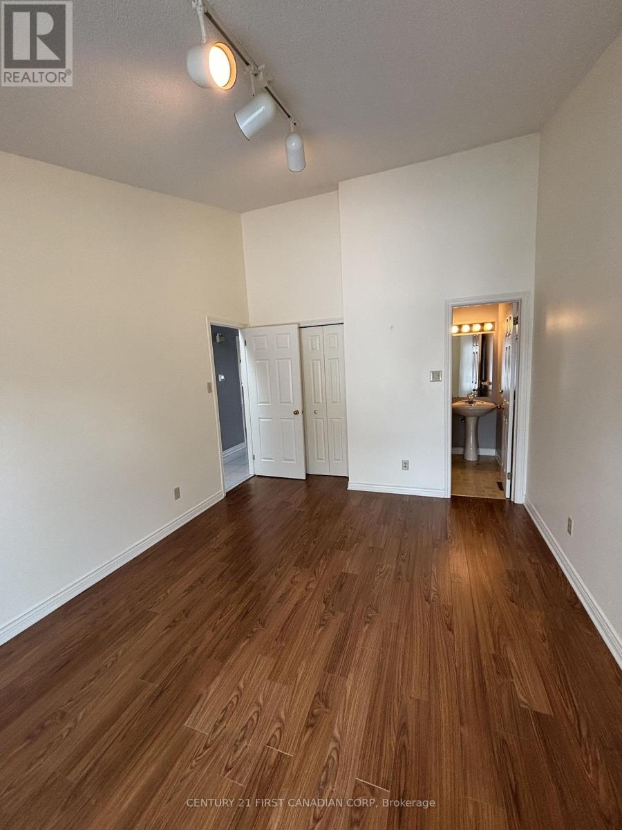 12 - 90 Ontario Street S, Lambton Shores, Ontario  N0M 1T0 - Photo 10 - X12829136