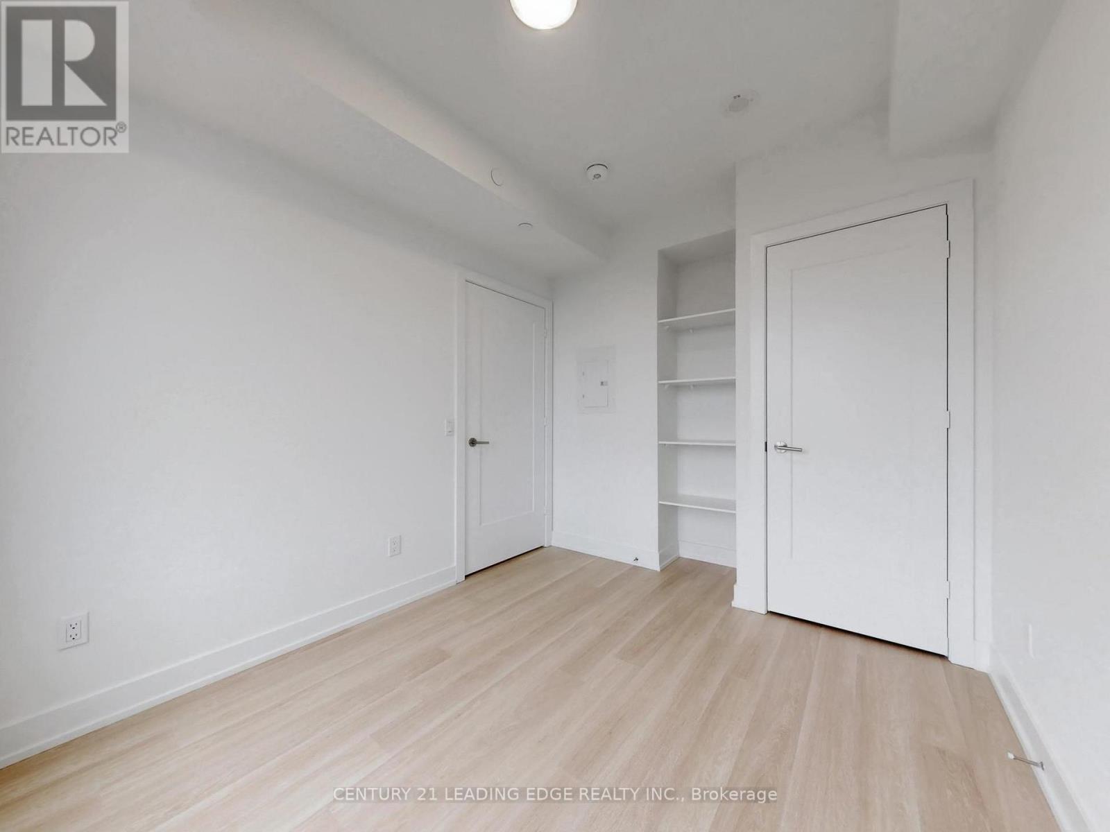 2115 - 60 Central Park Roadway, Toronto, Ontario  M9A 0E6 - Photo 20 - W12959960