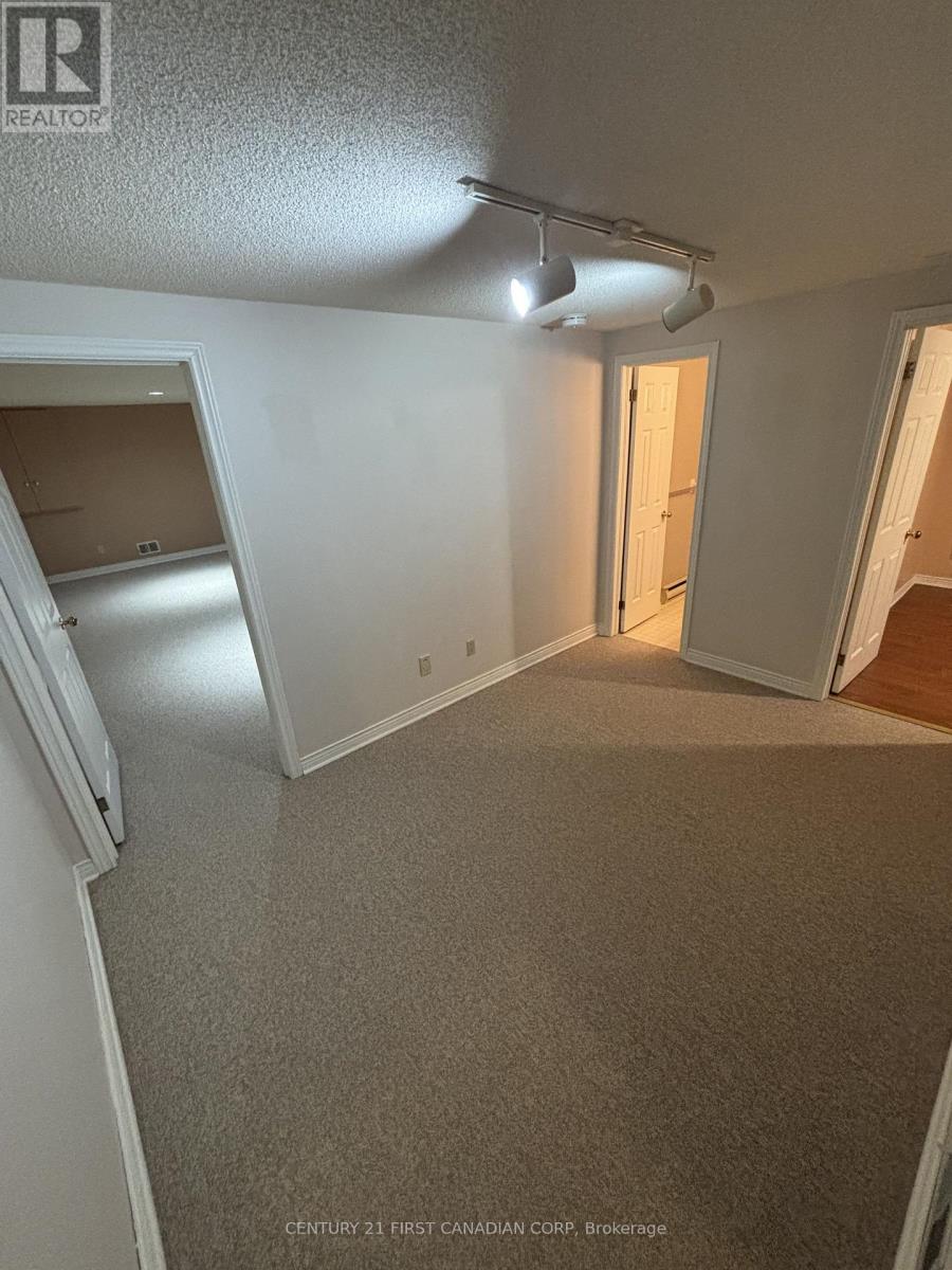 12 - 90 Ontario Street S, Lambton Shores, Ontario  N0M 1T0 - Photo 28 - X12829136