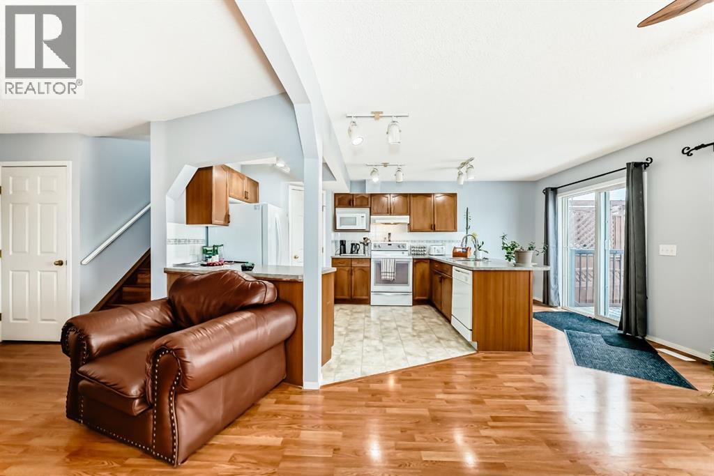 835 Westmount Drive, Strathmore, Alberta  T1P 1P8 - Photo 10 - A2298546