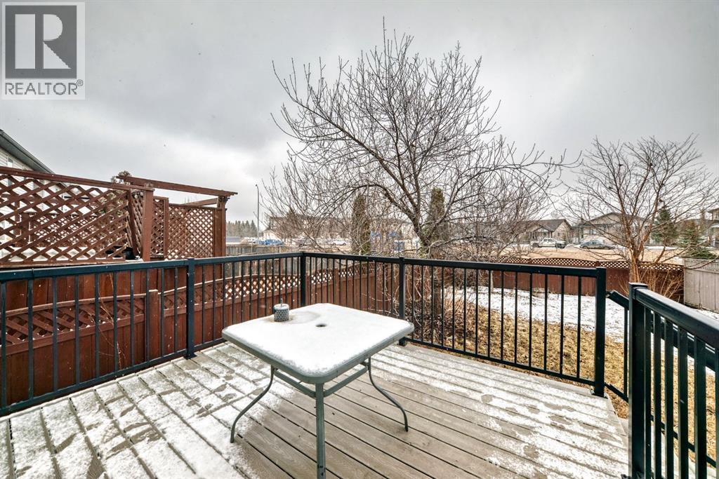 835 Westmount Drive, Strathmore, Alberta  T1P 1P8 - Photo 13 - A2298546