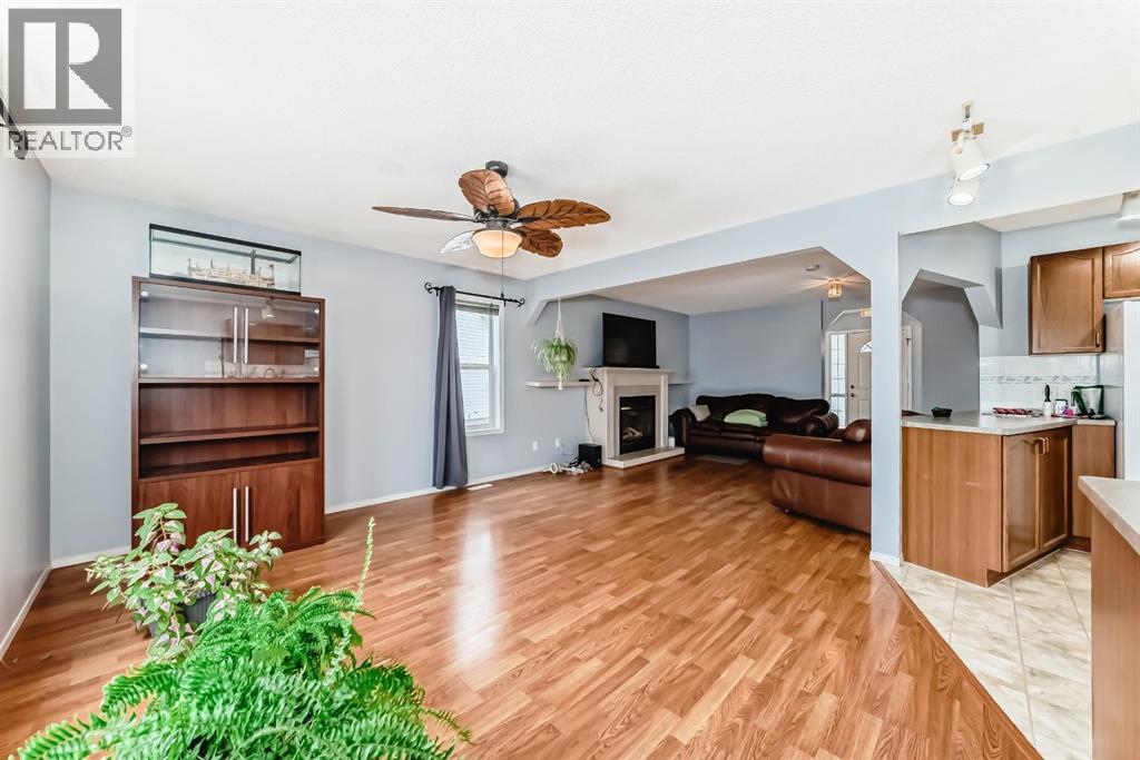 835 Westmount Drive, Strathmore, Alberta  T1P 1P8 - Photo 17 - A2298546