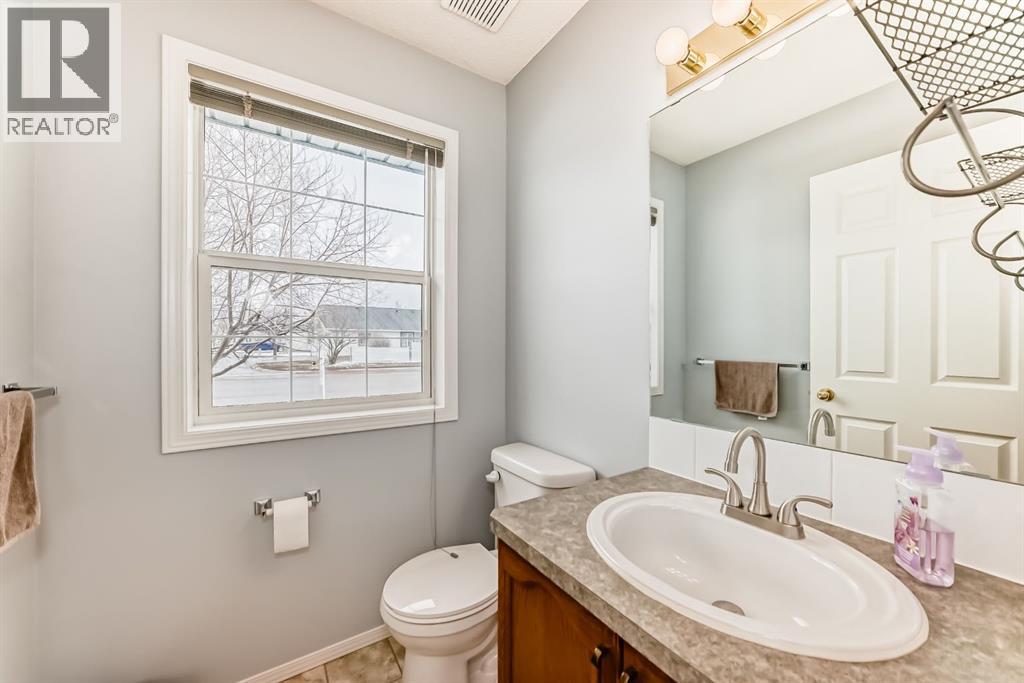 835 Westmount Drive, Strathmore, Alberta  T1P 1P8 - Photo 23 - A2298546