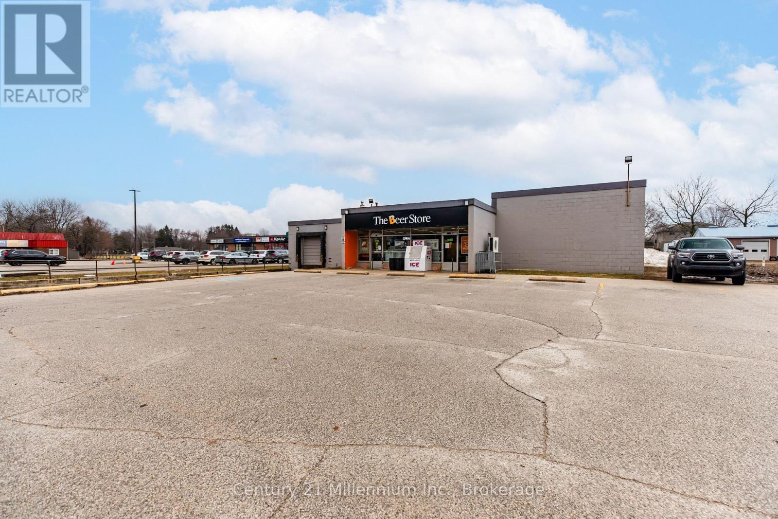 355 Goderich Street, Saugeen Shores, Ontario  N0H 2C1 - Photo 3 - X12960114