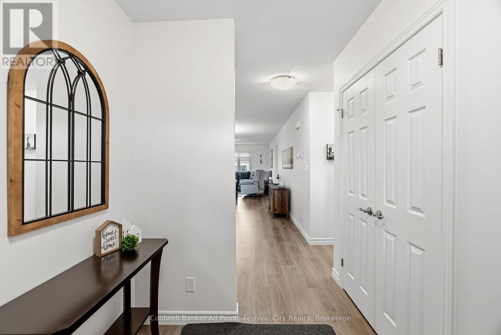 197 Lake Breeze Drive, Ashfield-Colborne-Wawanosh, Ontario N7A 0C6 - Photo 7 - X12960156