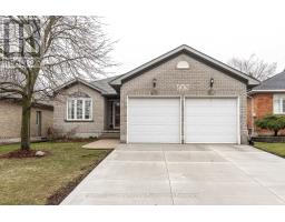 82 GREGORY CRESCENT, stratford, Ontario