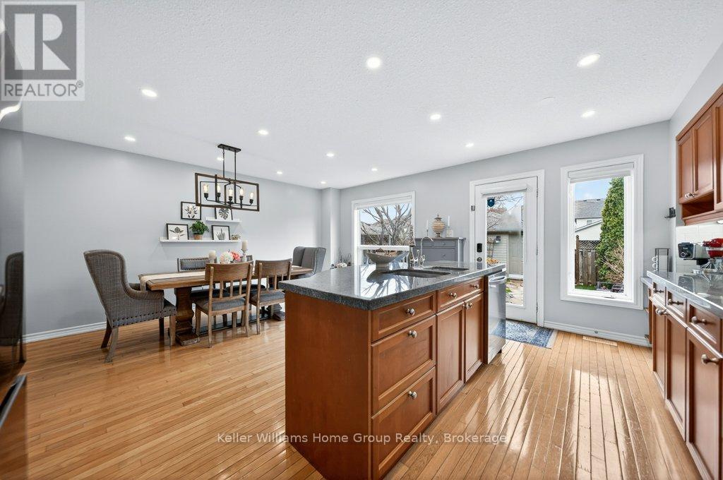 623 New Bedford Drive, Waterloo, Ontario  N2K 4C4 - Photo 21 - X12960244