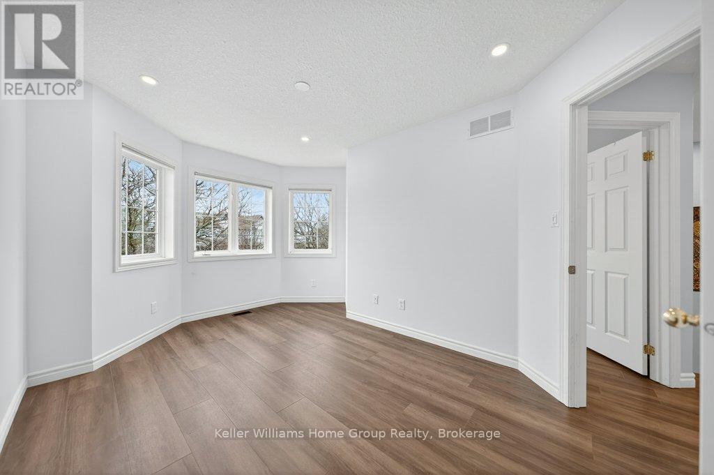 623 New Bedford Drive, Waterloo, Ontario  N2K 4C4 - Photo 33 - X12960244