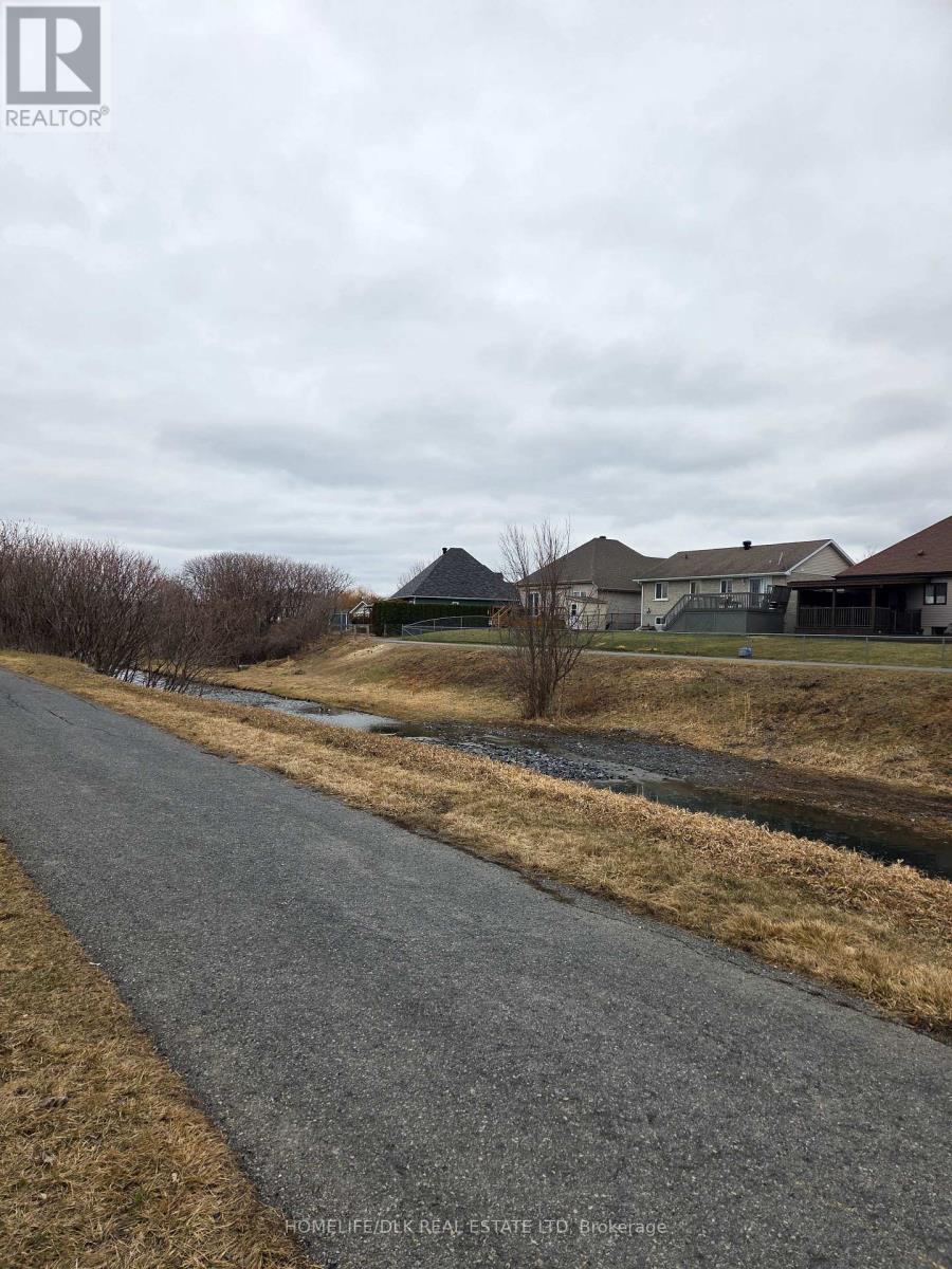 2241 Glen Brook Drive, Cornwall, Ontario  K6H 7N1 - Photo 24 - X12960126