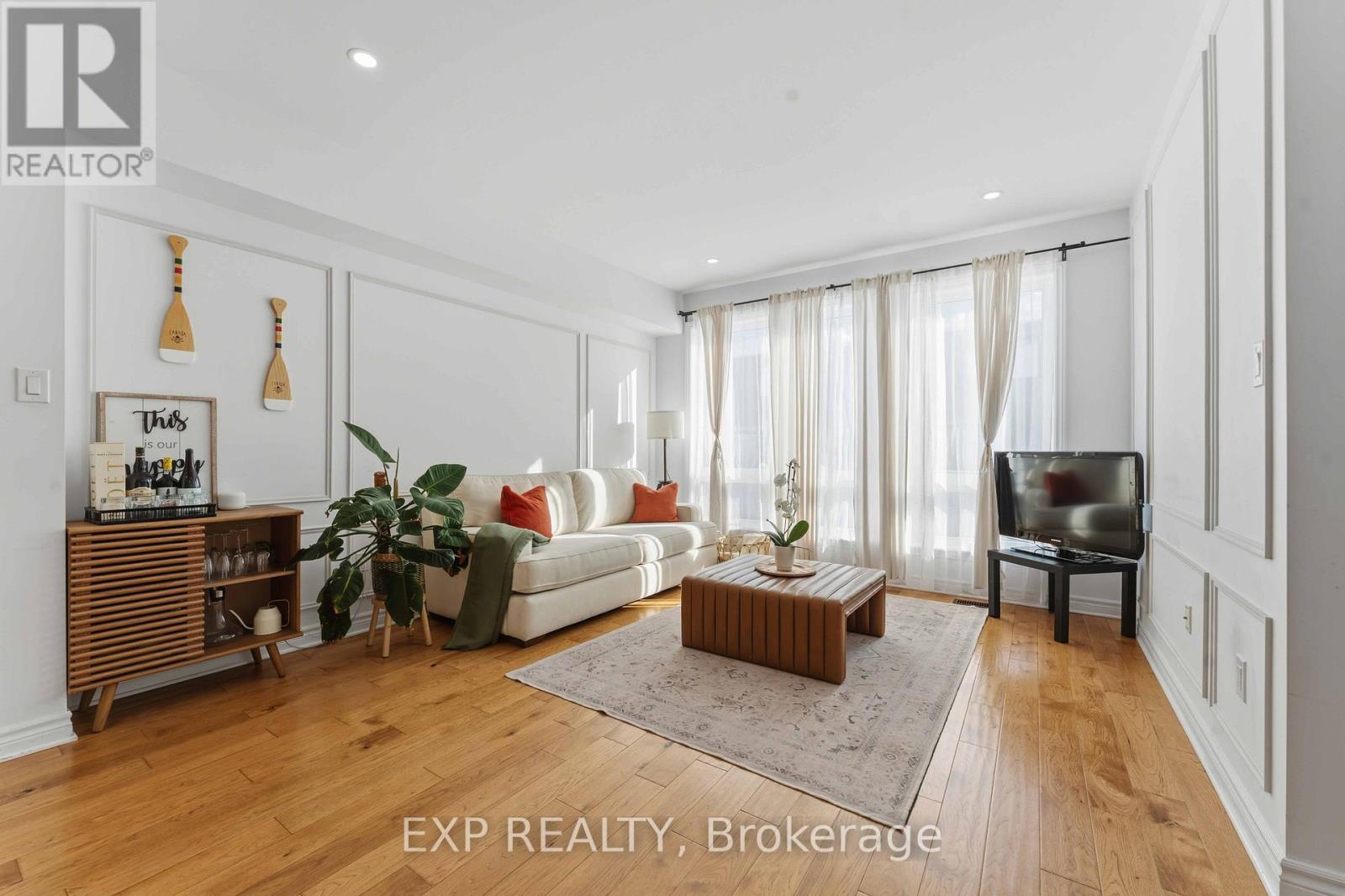 838 Clapham Terrace, Ottawa, Ontario  K2S 2N8 - Photo 9 - X12743526