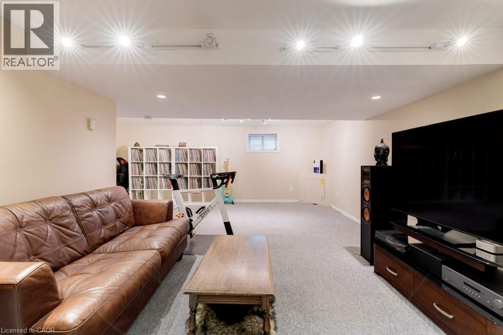 275 Montrose Avenue, Hamilton, Ontario  L8K 4Z5 - Photo 20 - 40812183