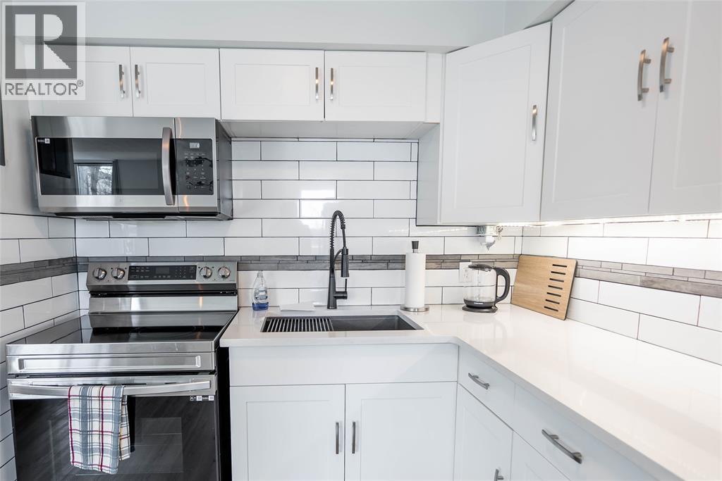 155 Front Street Unit# 210, Sarnia, Ontario  N7T 7V3 - Photo 7 - 26007094