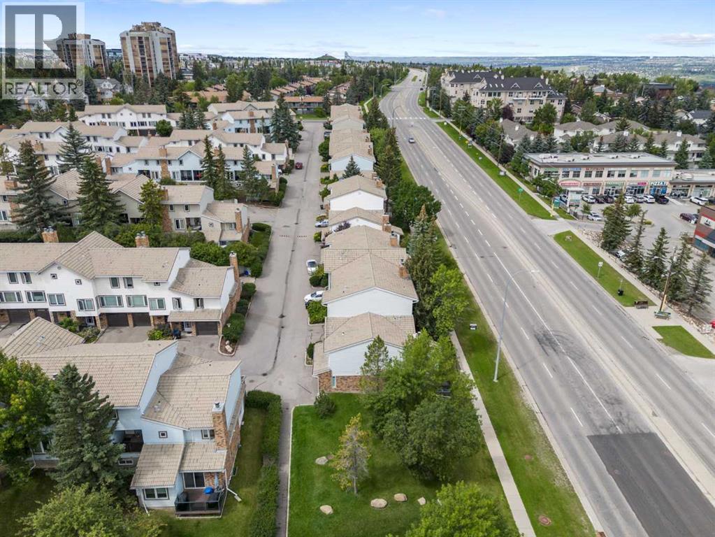 22 Coachway Gardens SW, Calgary, Alberta  T3H 2V9 - Photo 30 - A2272208