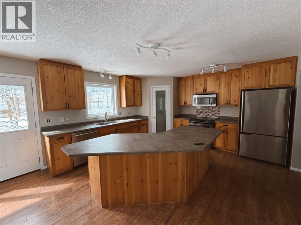 32422 Range Road 44, Rural Mountain View County, Alberta  T0M 1X0 - Photo 13 - A2299031