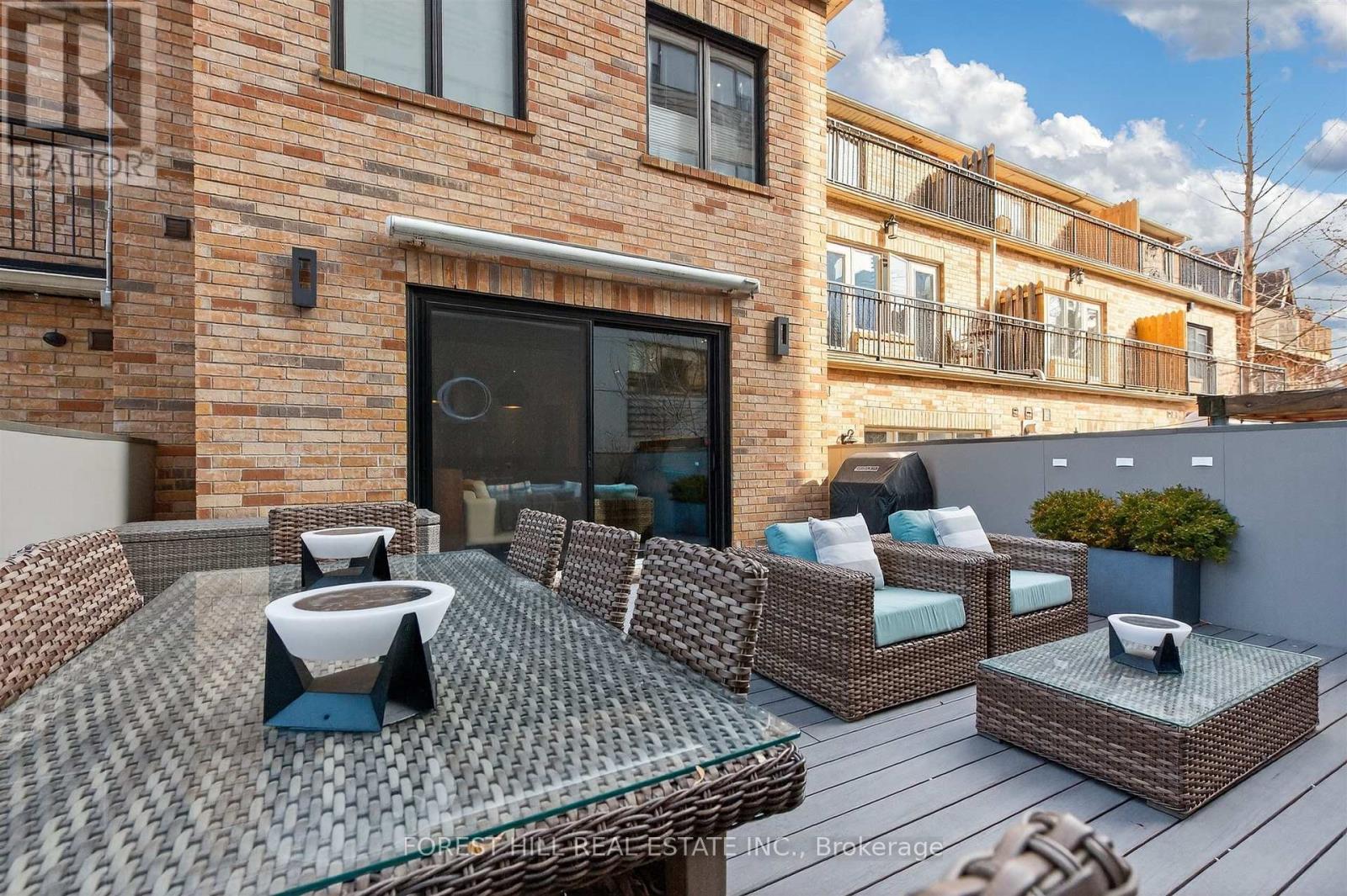 29 WEBSTER AVENUE Toronto (Annex), ON M5R 1N6