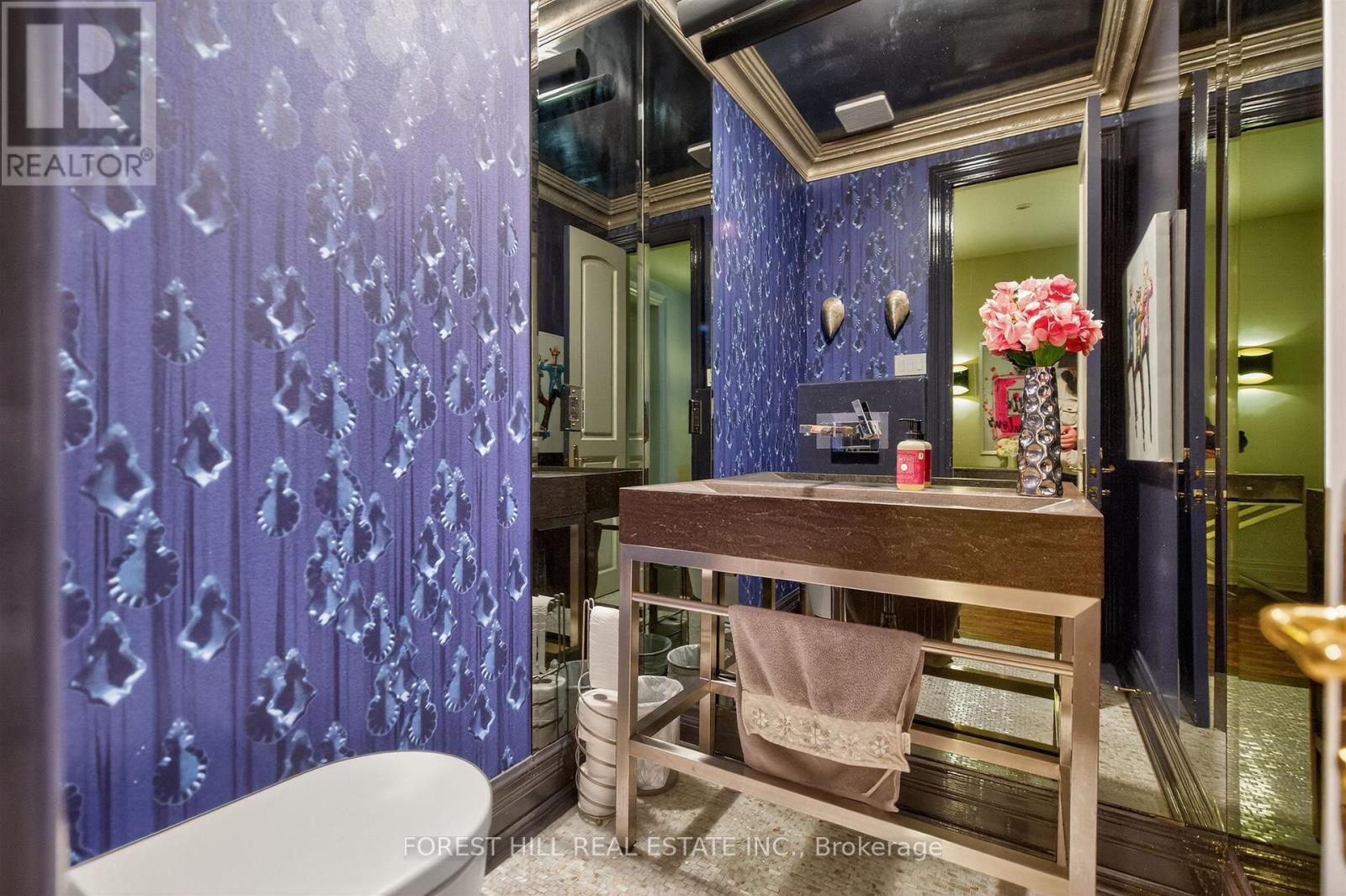 29 WEBSTER AVENUE Toronto (Annex), ON M5R 1N6