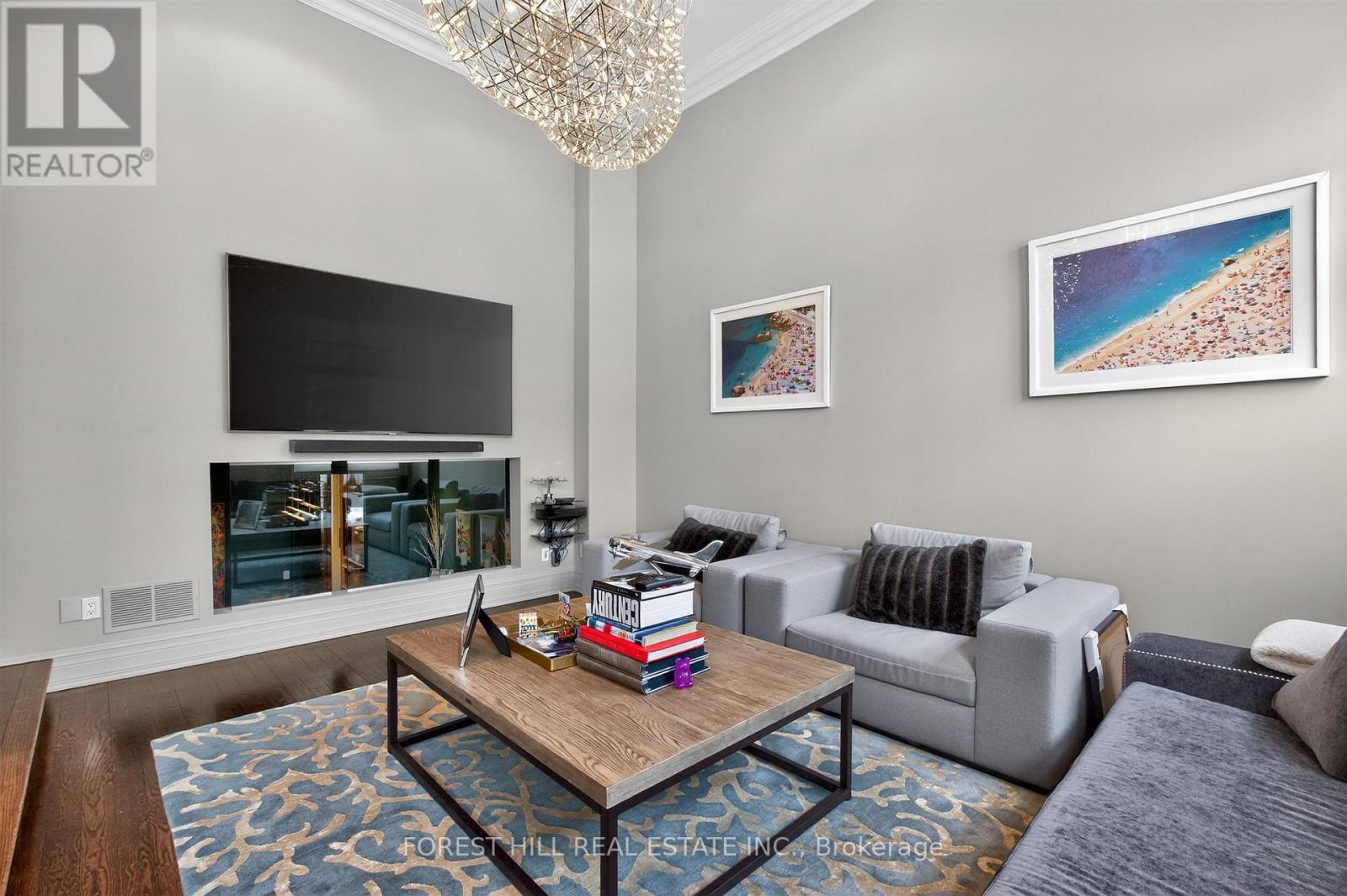 29 WEBSTER AVENUE Toronto (Annex), ON M5R 1N6