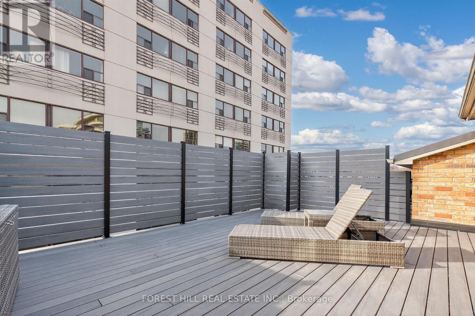 29 WEBSTER AVENUE Toronto (Annex), ON M5R 1N6