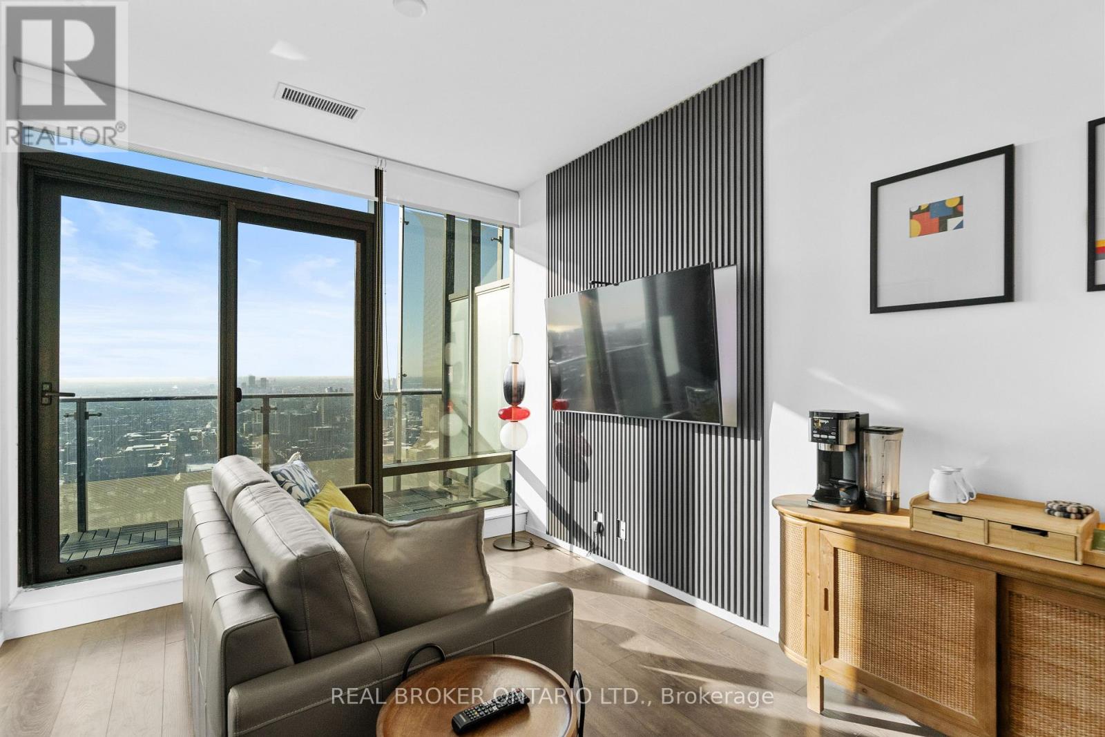 4406 - 5 St Joseph Street, Toronto, Ontario  M4Y 1J6 - Photo 14 - C12960058