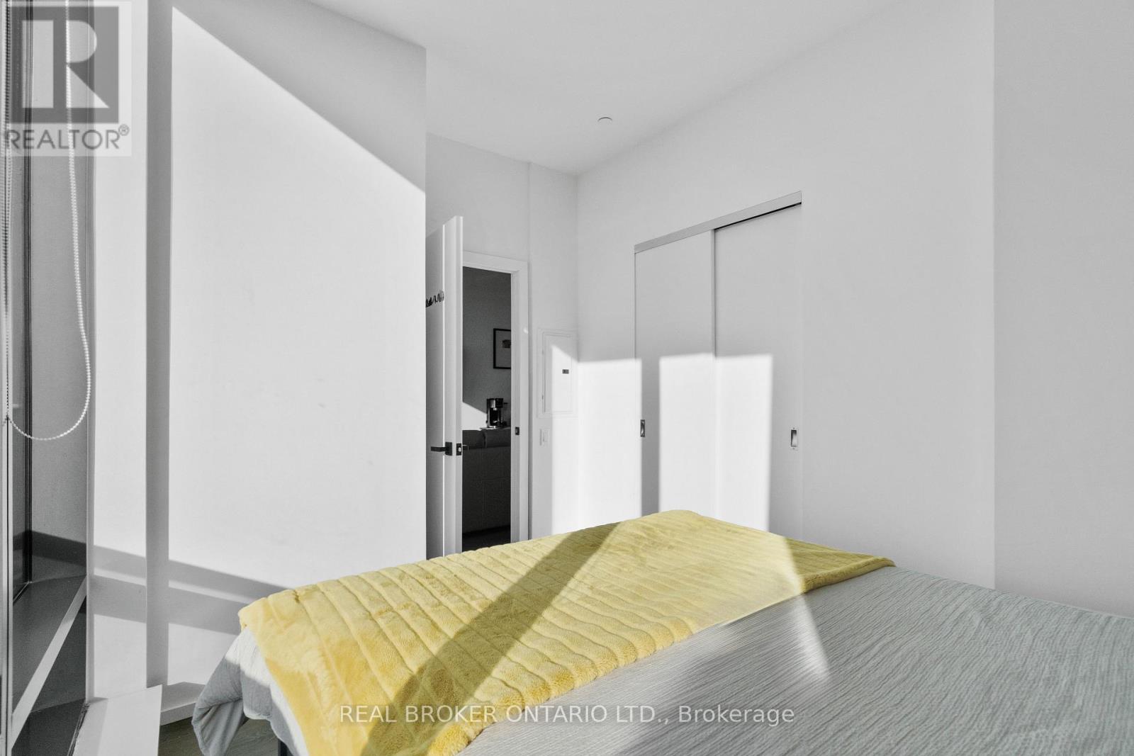 4406 - 5 St Joseph Street, Toronto, Ontario  M4Y 1J6 - Photo 20 - C12960058