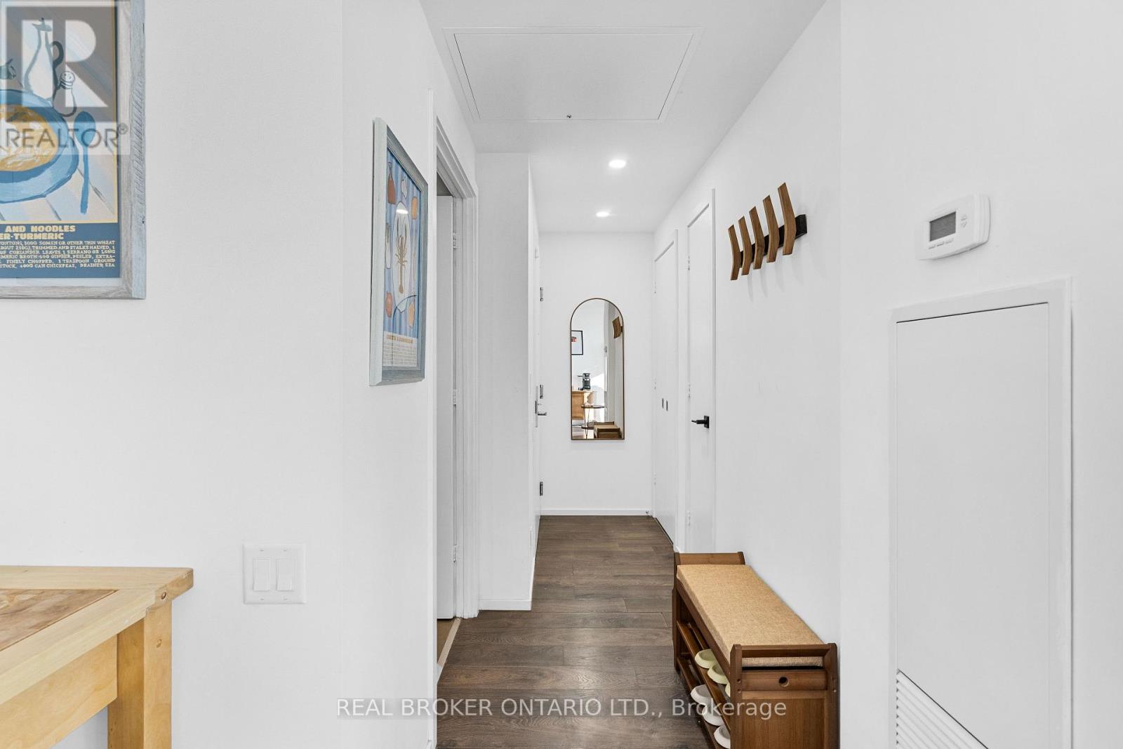 4406 - 5 St Joseph Street, Toronto, Ontario  M4Y 1J6 - Photo 7 - C12960058