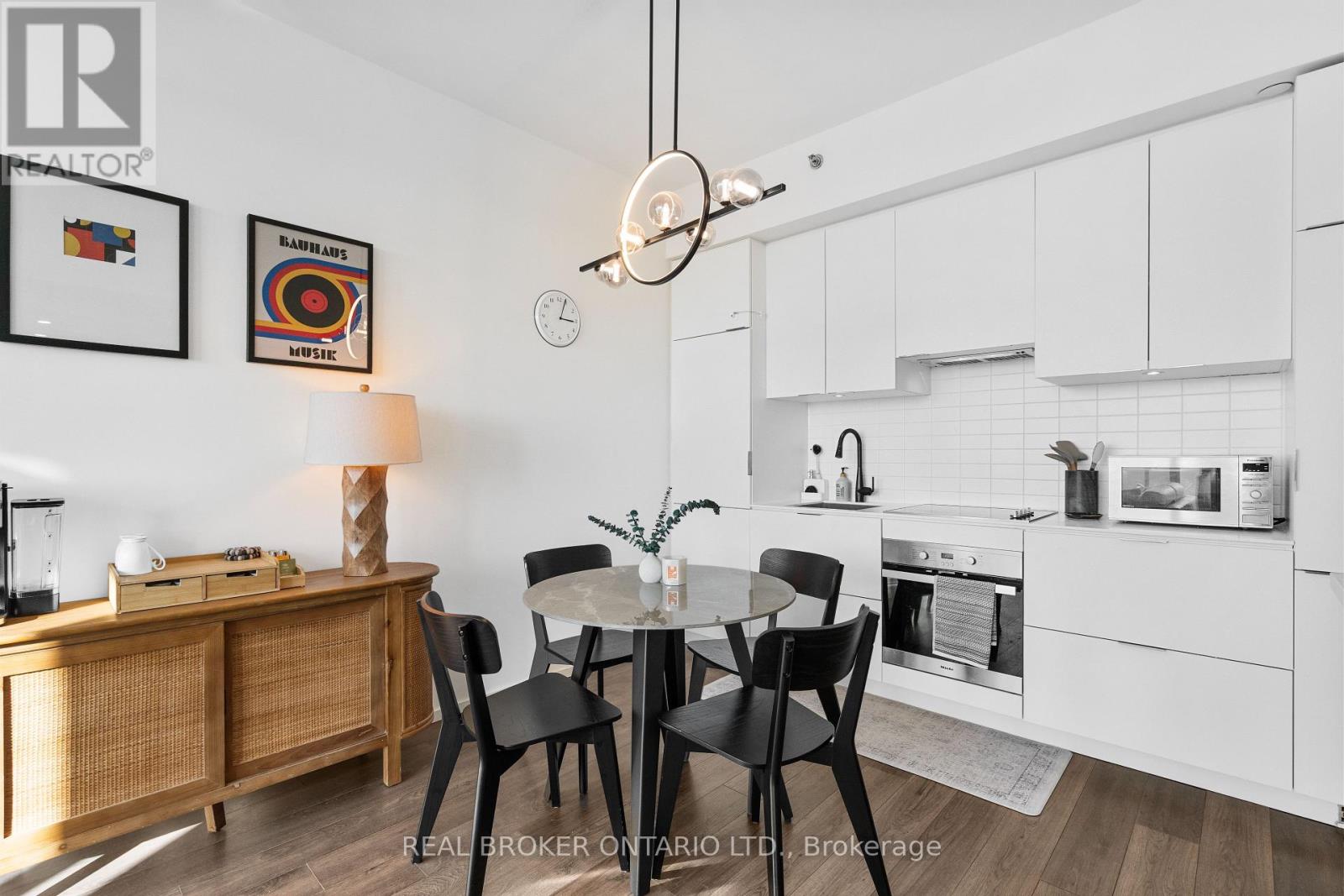 4406 - 5 St Joseph Street, Toronto, Ontario  M4Y 1J6 - Photo 9 - C12960058