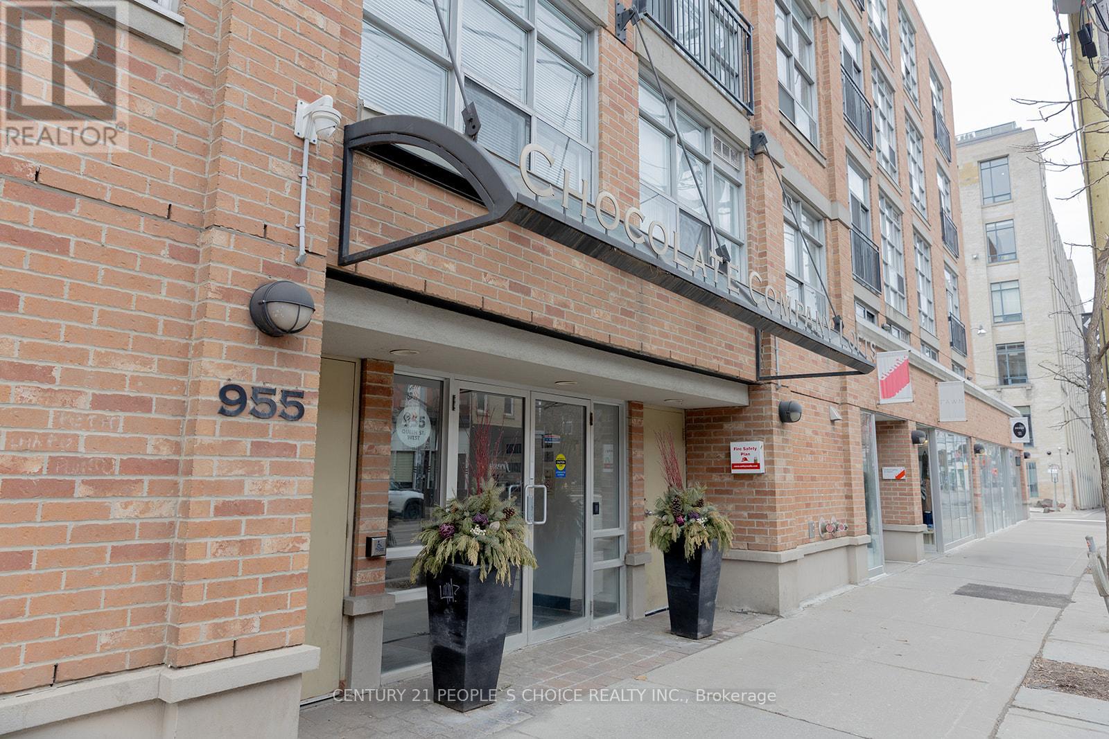 228 - 955 QUEEN STREET W, Toronto, Ontario