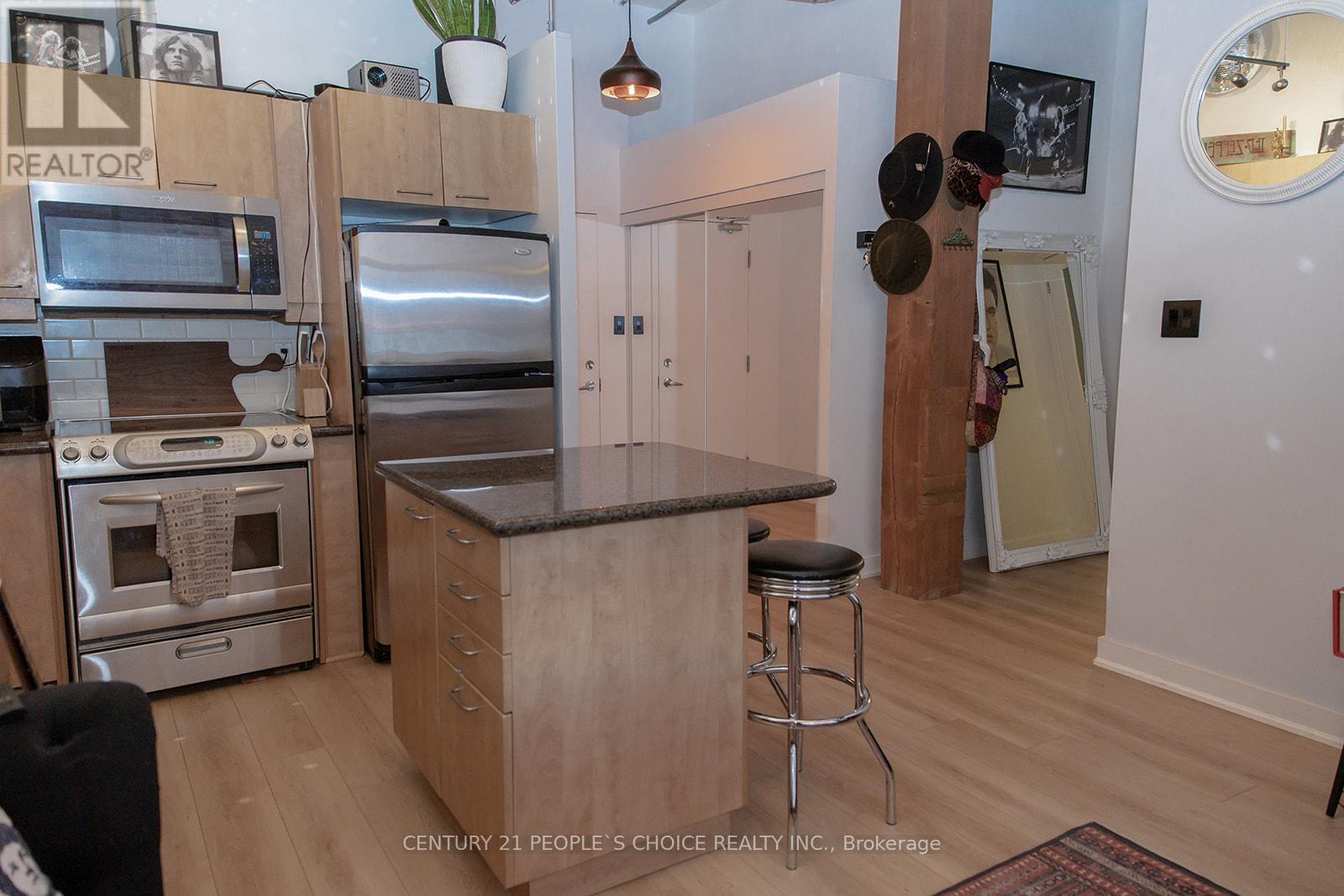 228 - 955 Queen Street W, Toronto, Ontario  M6J 3X5 - Photo 15 - C12960112