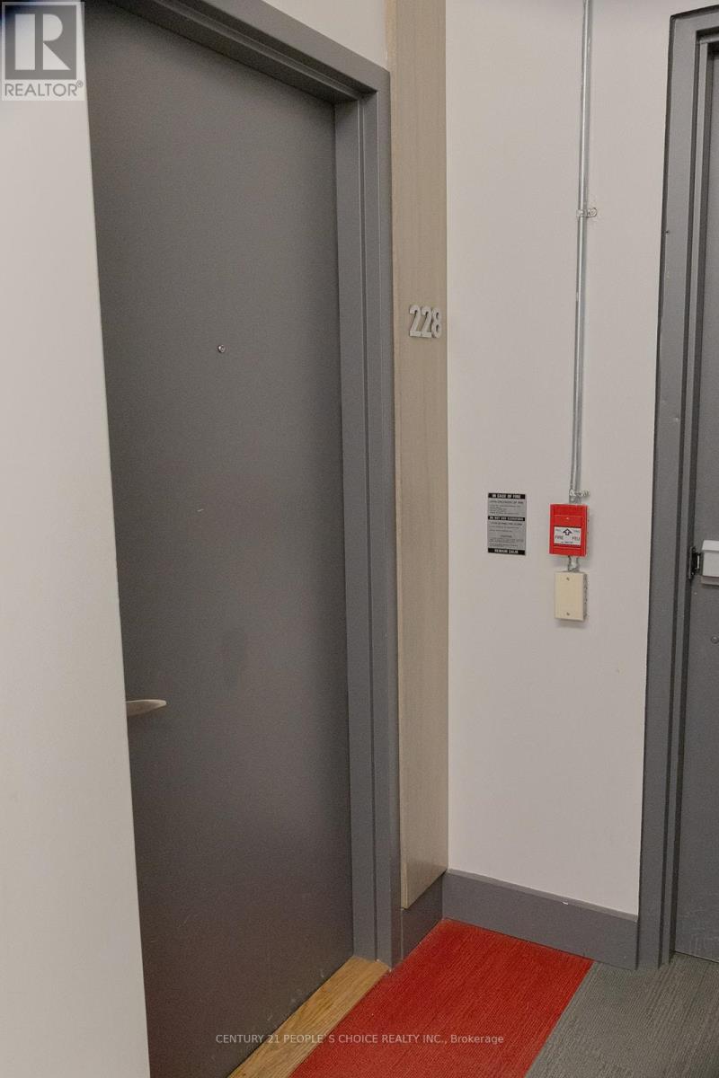 228 - 955 Queen Street W, Toronto, Ontario  M6J 3X5 - Photo 33 - C12960112