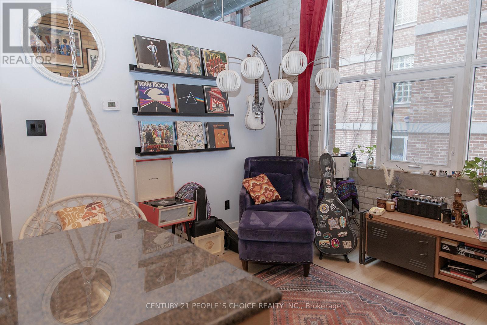 228 - 955 Queen Street W, Toronto, Ontario  M6J 3X5 - Photo 8 - C12960112