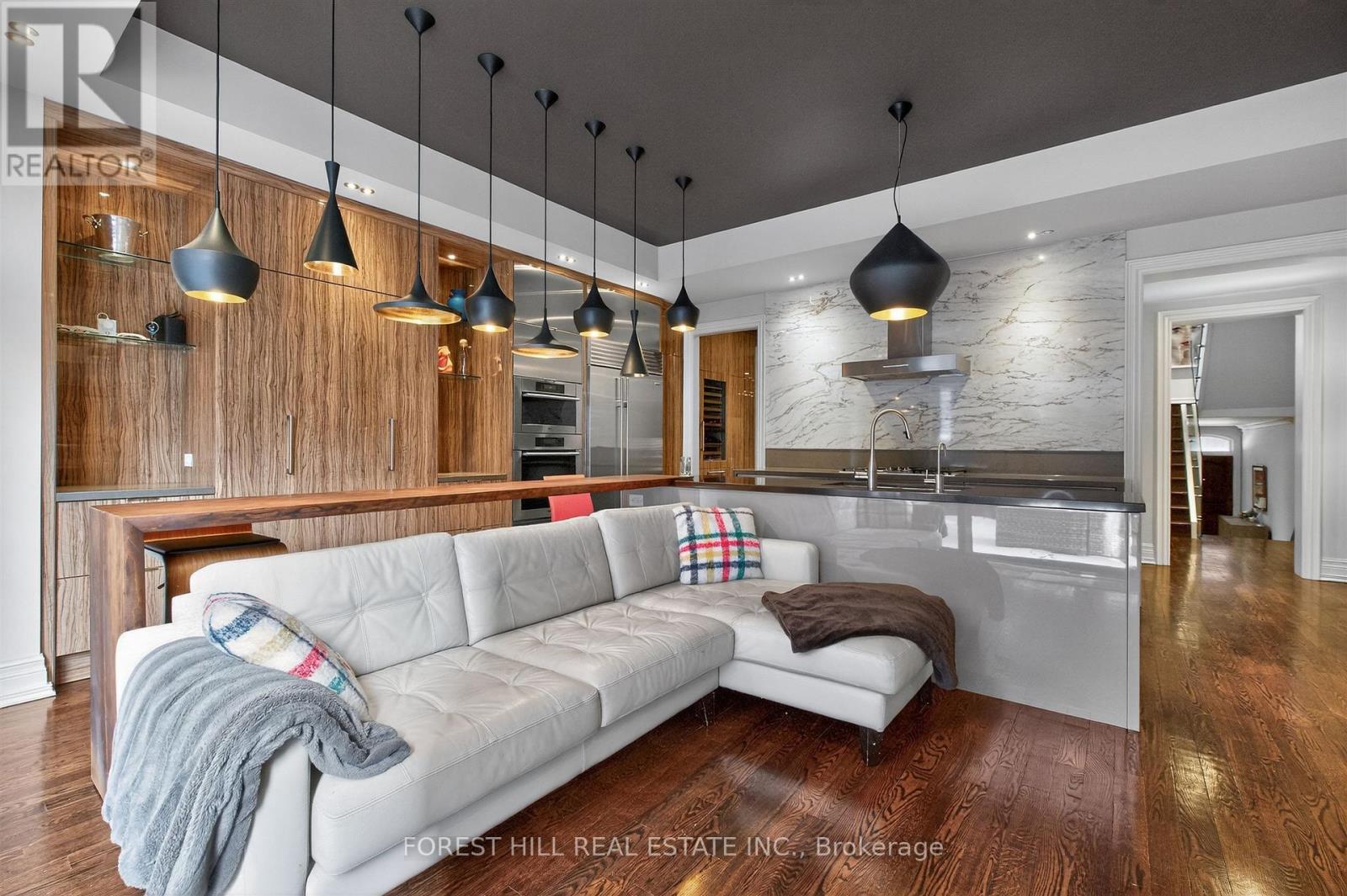 29 Webster Avenue, Toronto, Ontario  M5R 1N6 - Photo 10 - C12960128