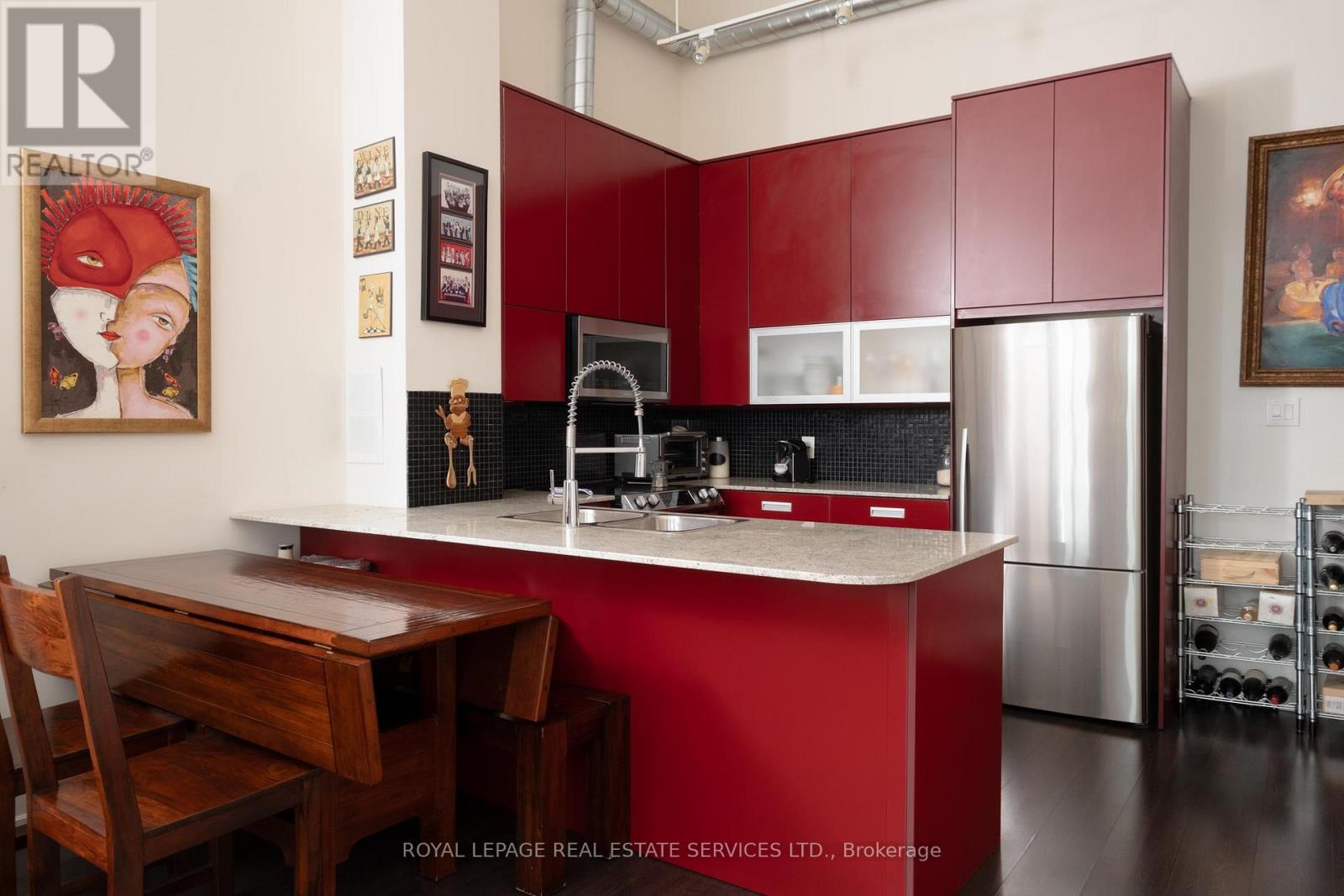 243 - 380 Macpherson Avenue, Toronto, Ontario  M4V 3E3 - Photo 6 - C12960230