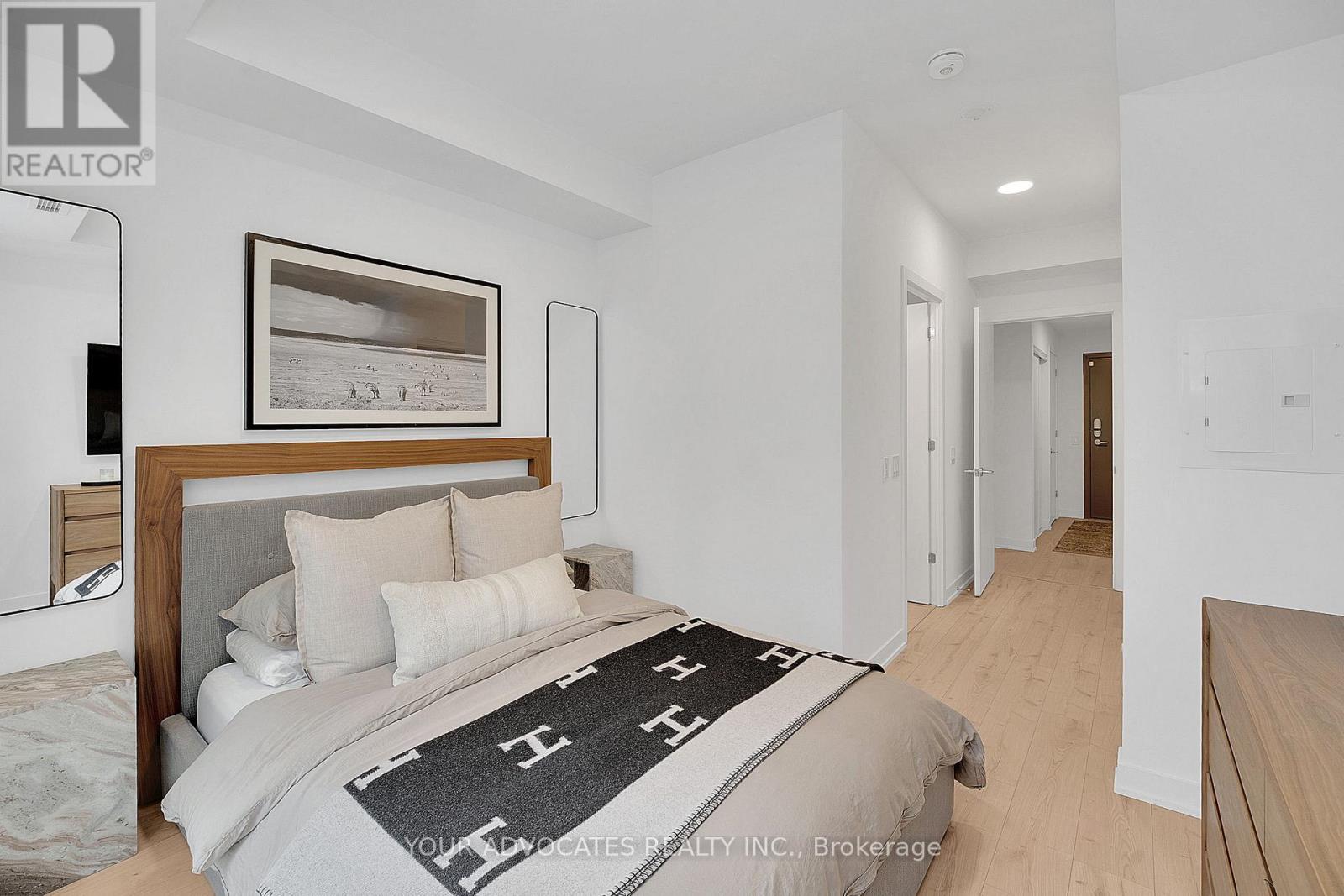 902 - 9 Tecumseth Street, Toronto, Ontario  M5G 3V4 - Photo 11 - C12960264