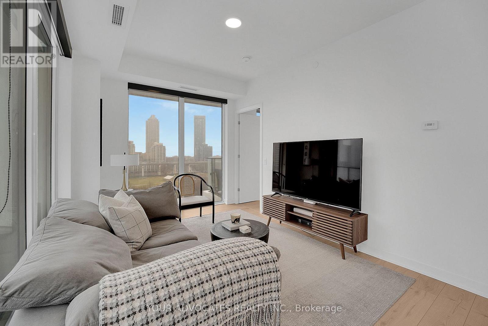 902 - 9 Tecumseth Street, Toronto, Ontario  M5G 3V4 - Photo 6 - C12960264