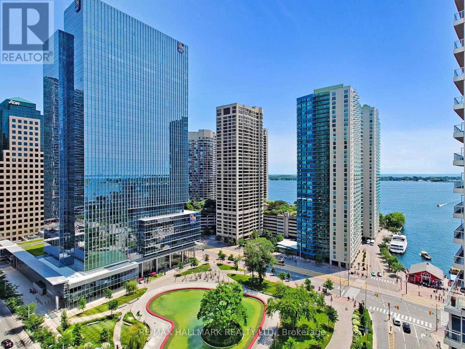 1905 - 10 York Street, Toronto, Ontario  M5J 0E1 - Photo 2 - C12960266