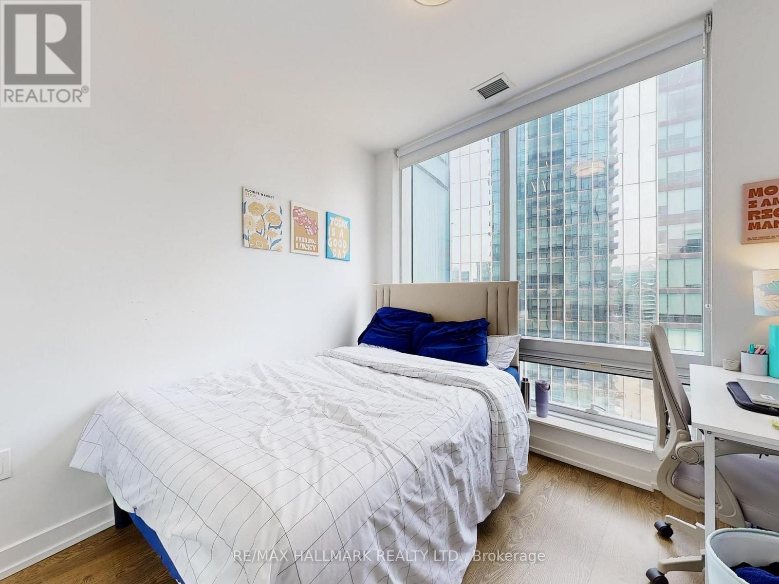 1905 - 10 York Street, Toronto, Ontario  M5J 0E1 - Photo 20 - C12960266