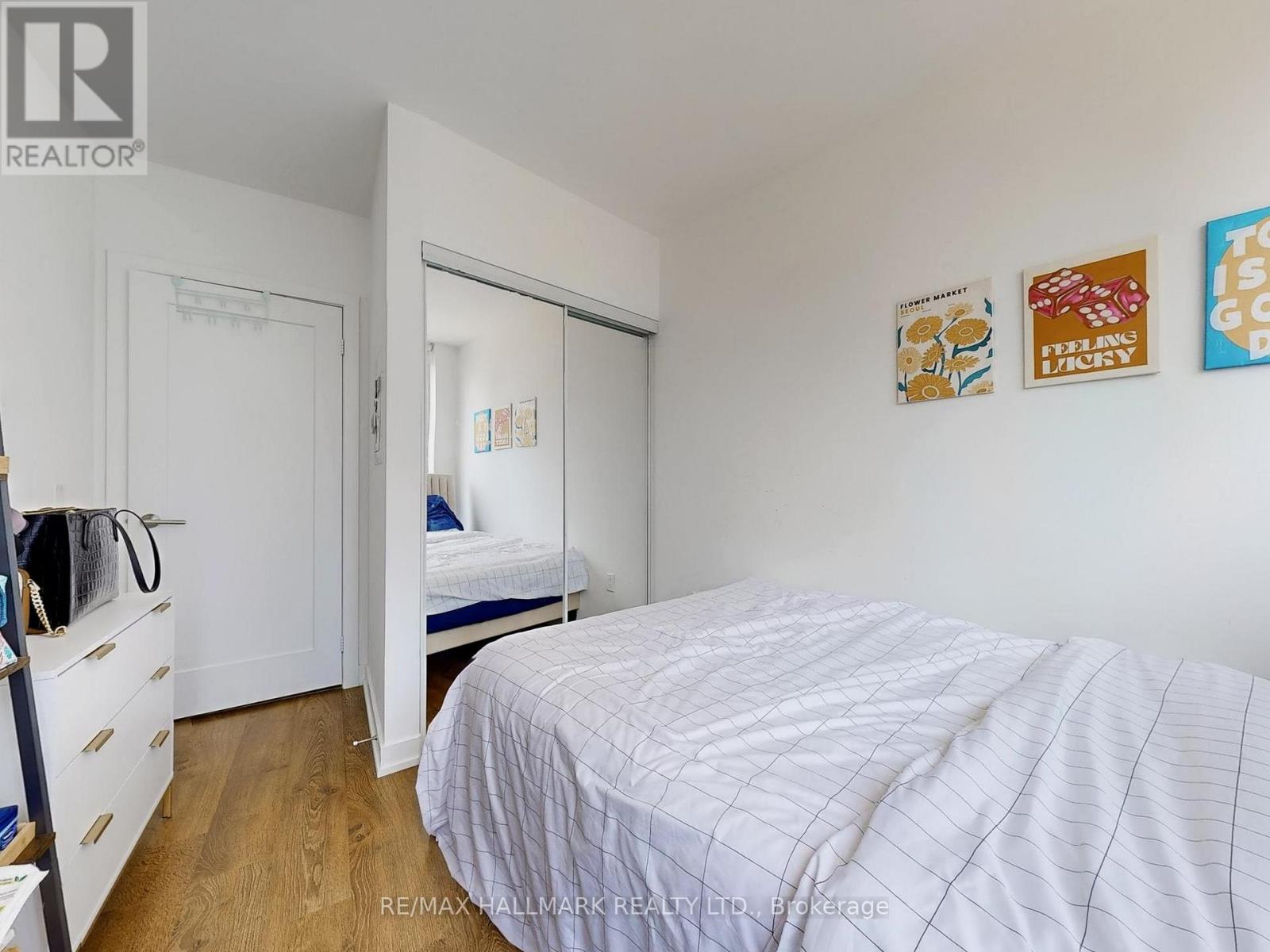 1905 - 10 York Street, Toronto, Ontario  M5J 0E1 - Photo 21 - C12960266