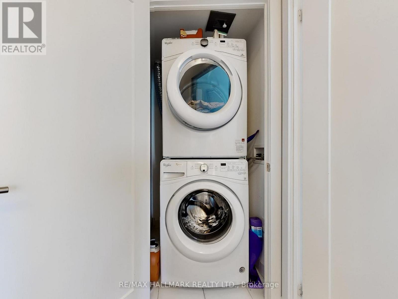 1905 - 10 York Street, Toronto, Ontario  M5J 0E1 - Photo 23 - C12960266