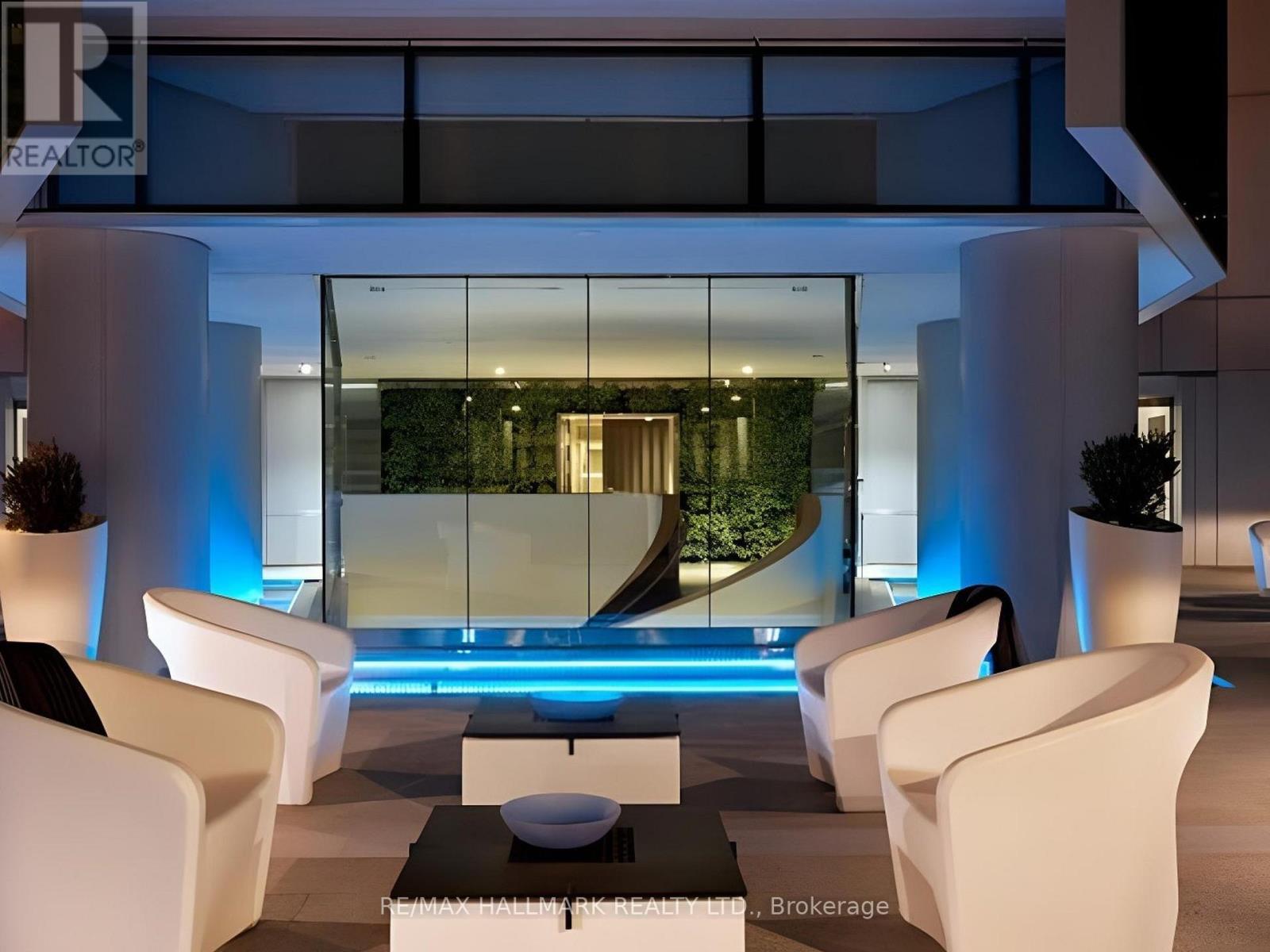 1905 - 10 York Street, Toronto, Ontario  M5J 0E1 - Photo 36 - C12960266