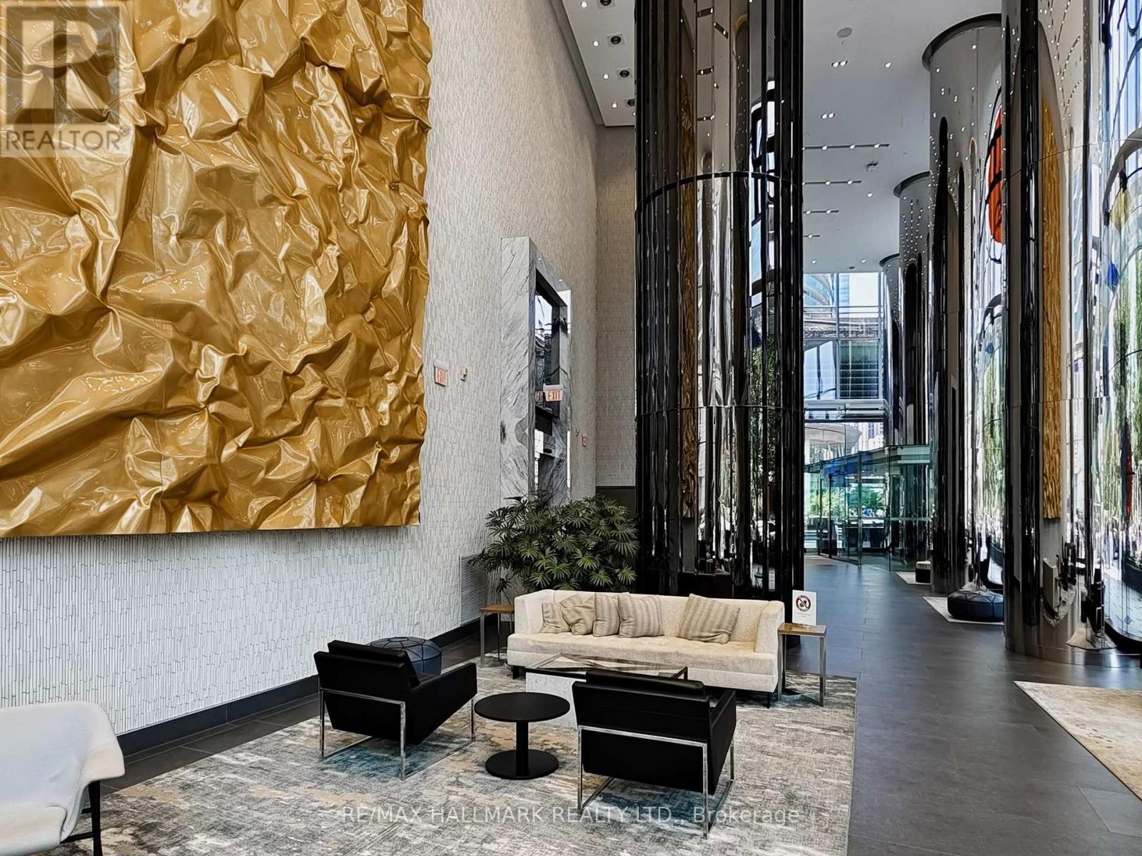 1905 - 10 York Street, Toronto, Ontario  M5J 0E1 - Photo 6 - C12960266