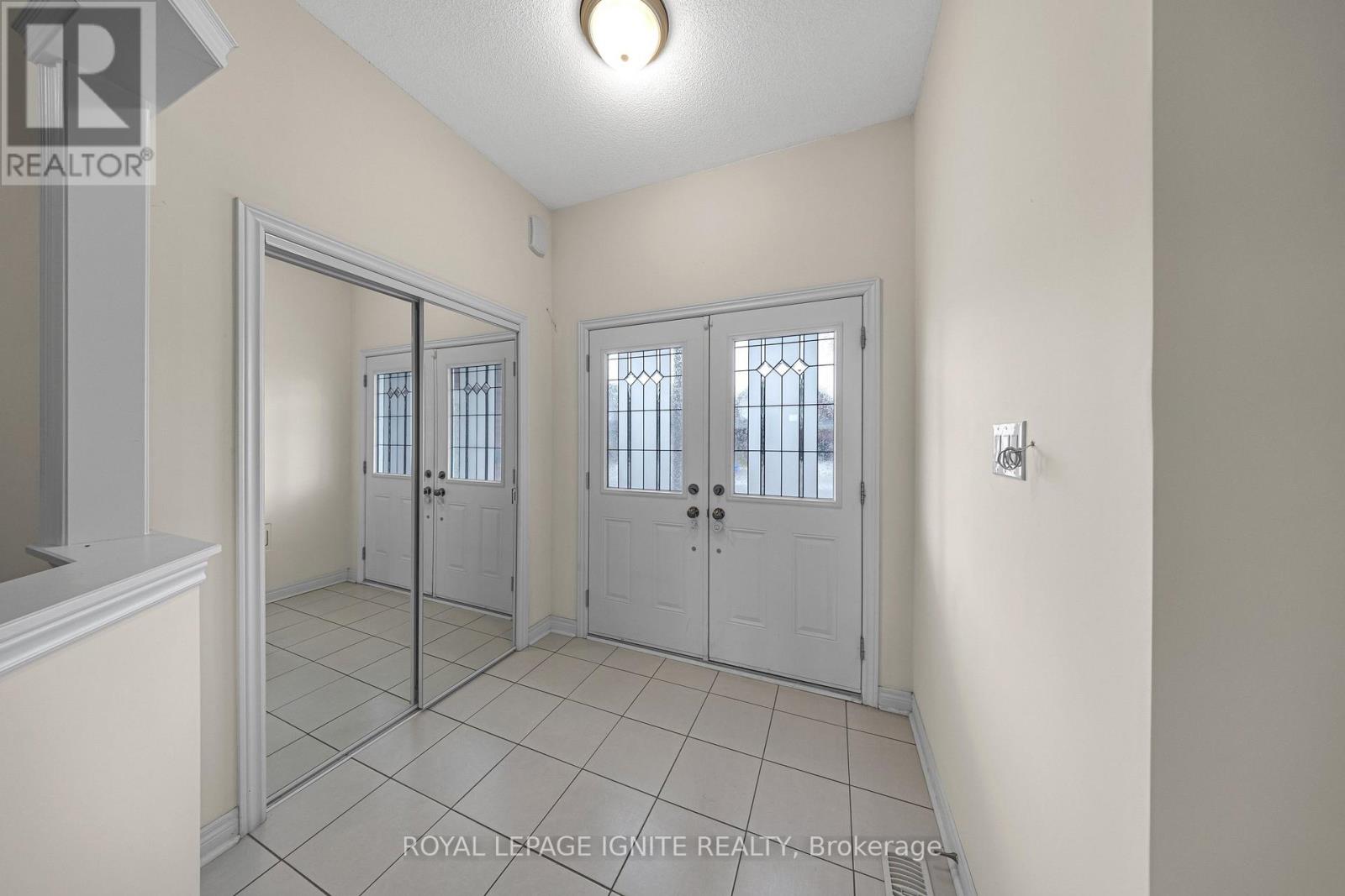 725 Audley Road S, Ajax, Ontario  L1Z 0T7 - Photo 4 - E12960068