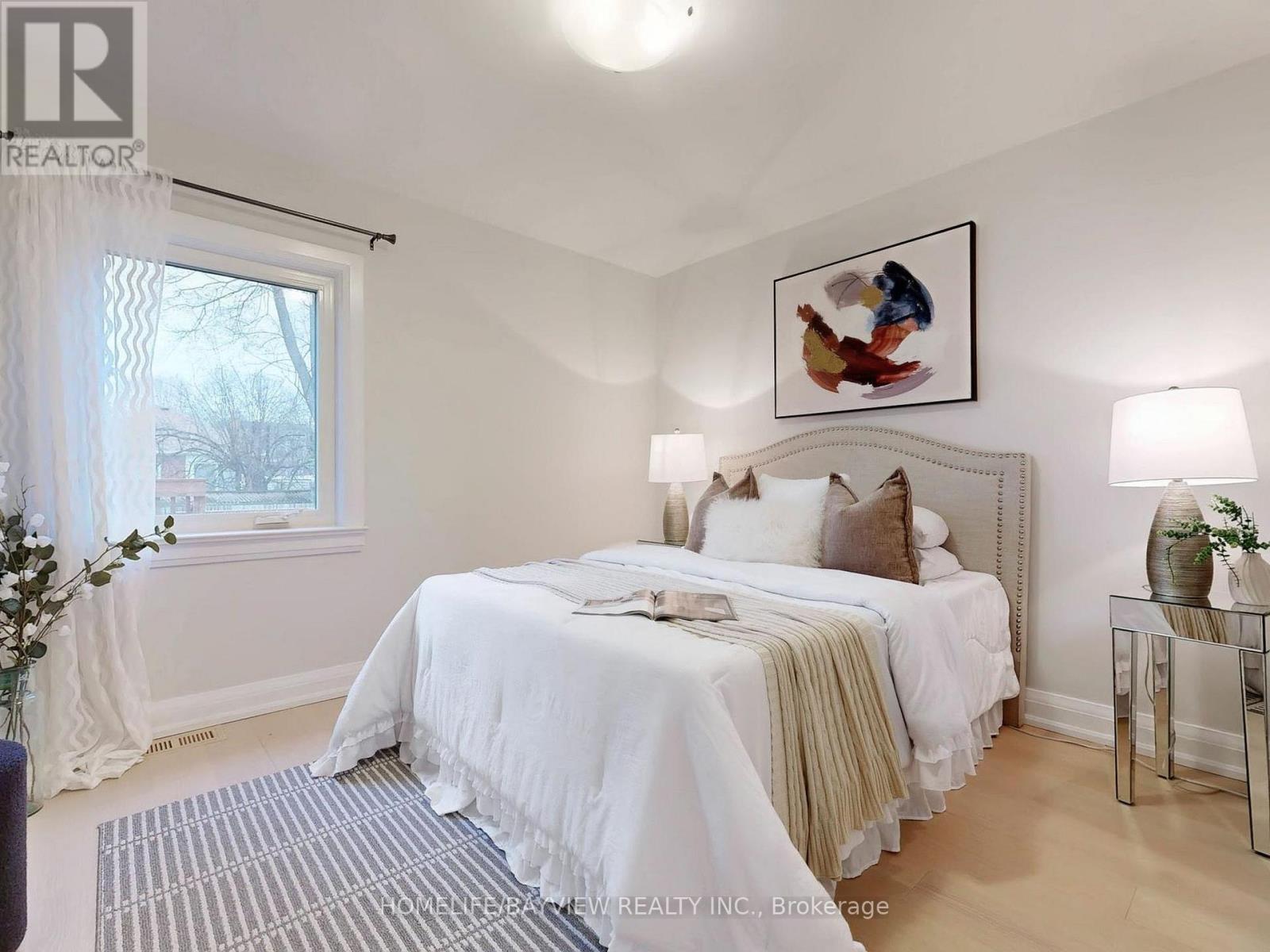 1607 Woodbine Heights Boulevard, Toronto, Ontario  M4B 3A3 - Photo 15 - E12960086