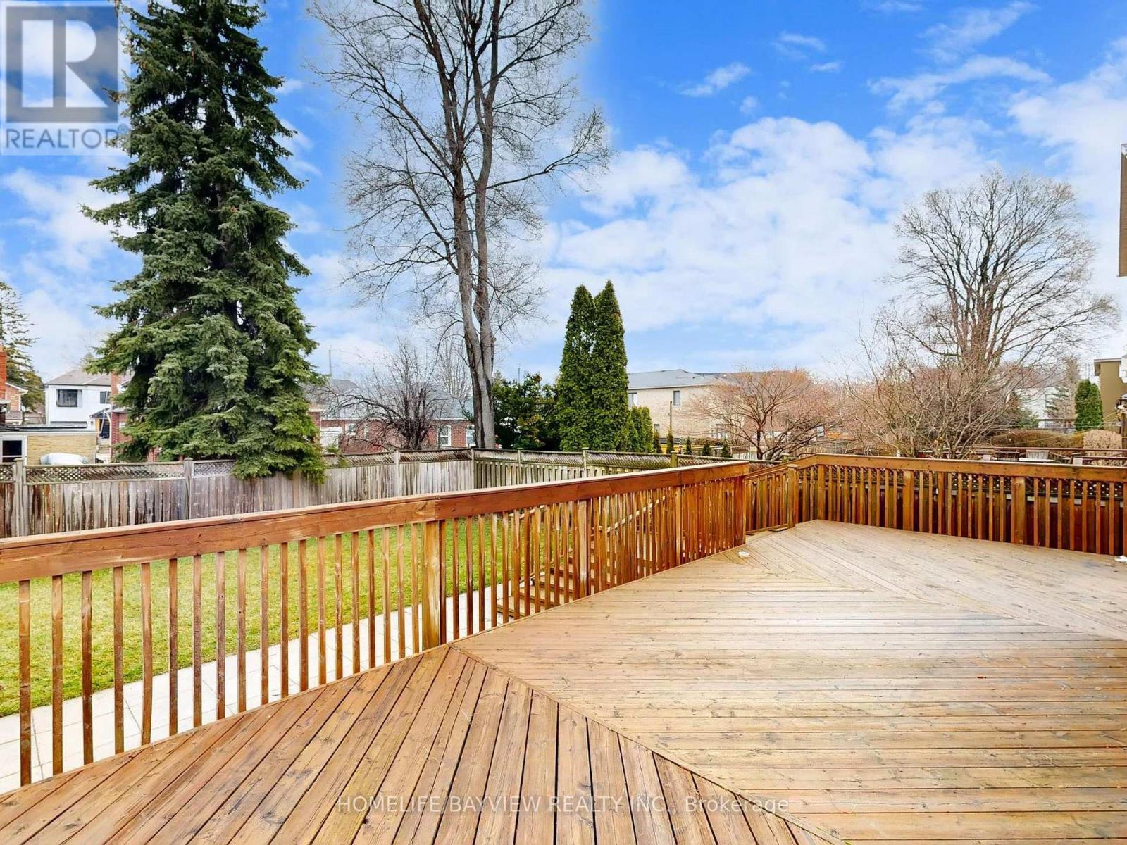 1607 Woodbine Heights Boulevard, Toronto, Ontario  M4B 3A3 - Photo 30 - E12960086