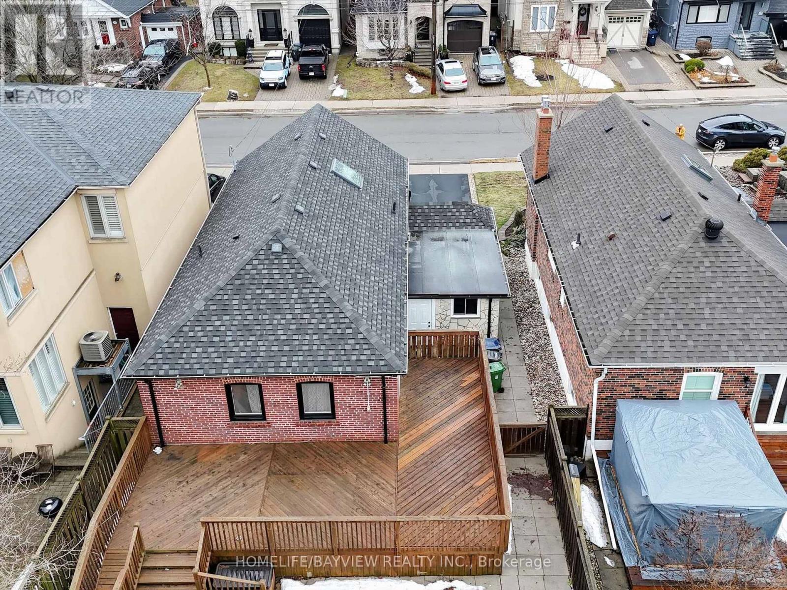 1607 Woodbine Heights Boulevard, Toronto, Ontario  M4B 3A3 - Photo 37 - E12960086