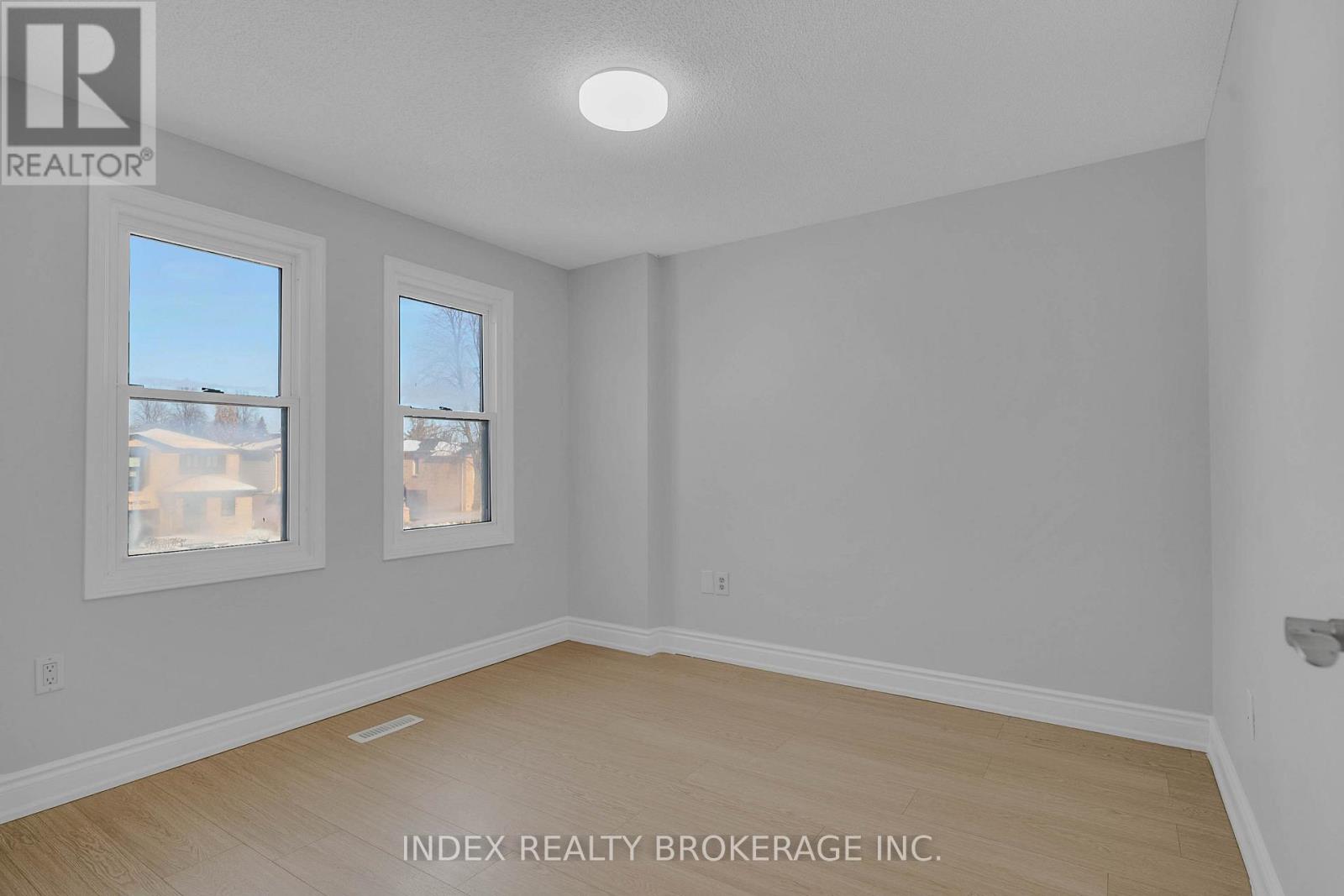 23 Drew Court, Whitby, Ontario  L1N 8X6 - Photo 23 - E12960090