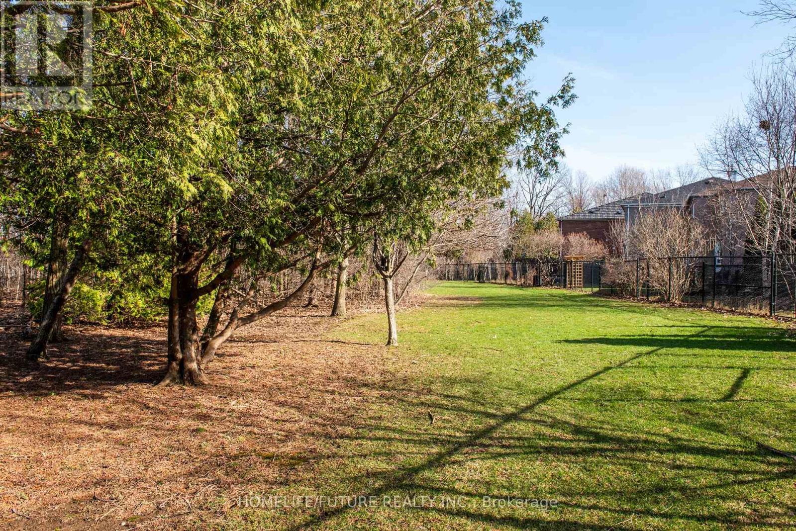 105 Moreau Trail, Toronto, Ontario  M1L 4T9 - Photo 30 - E12960176