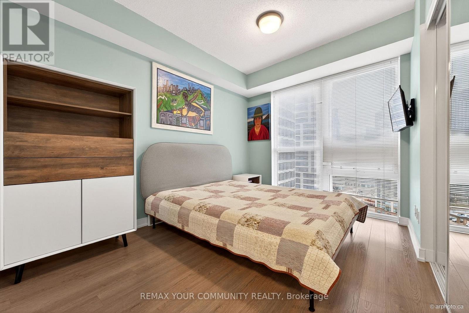 1307 - 20 Thomas Riley Road, Toronto, Ontario  M9B 0C3 - Photo 29 - W12846218