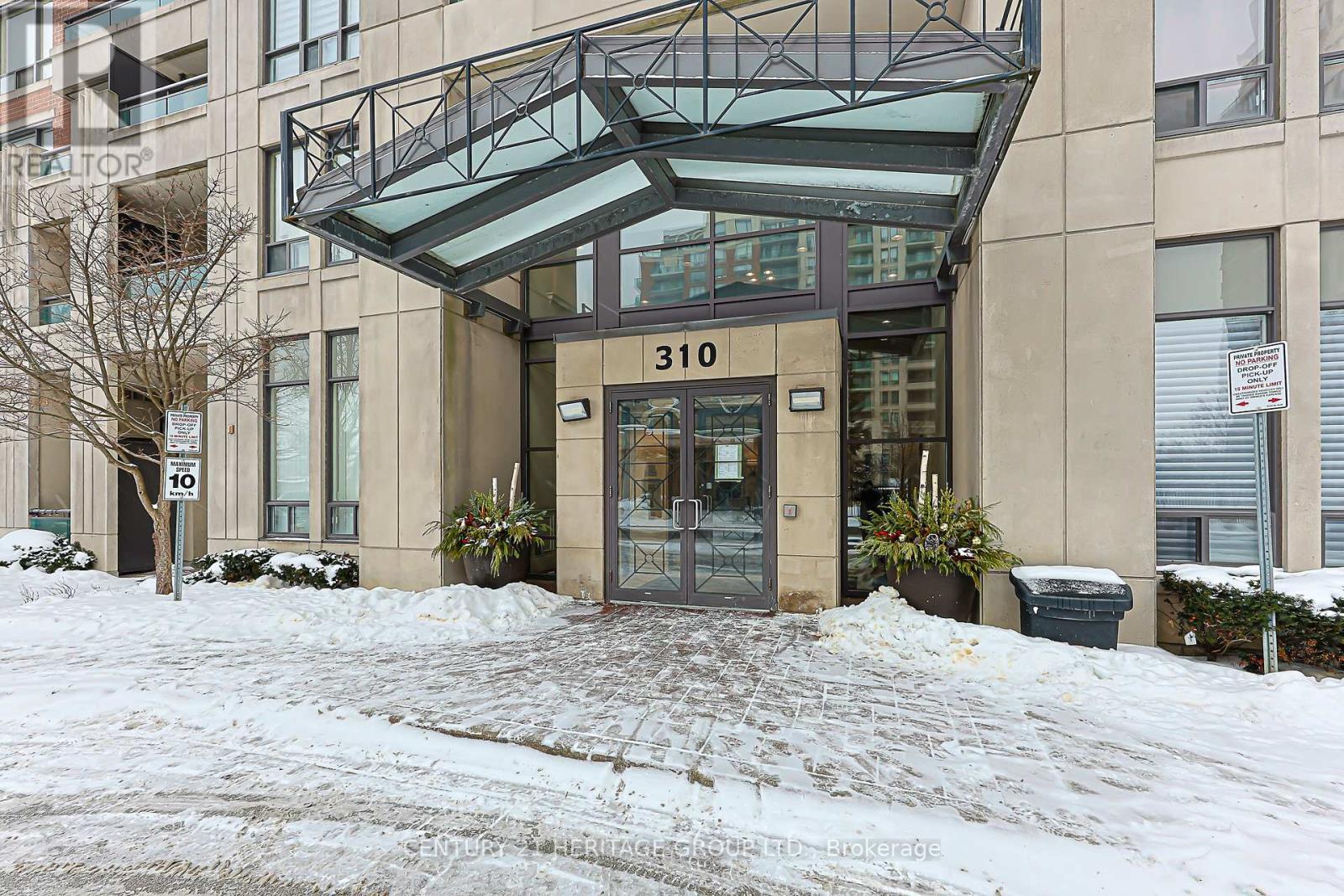 211 - 310 RED MAPLE ROAD, Richmond Hill, Ontario