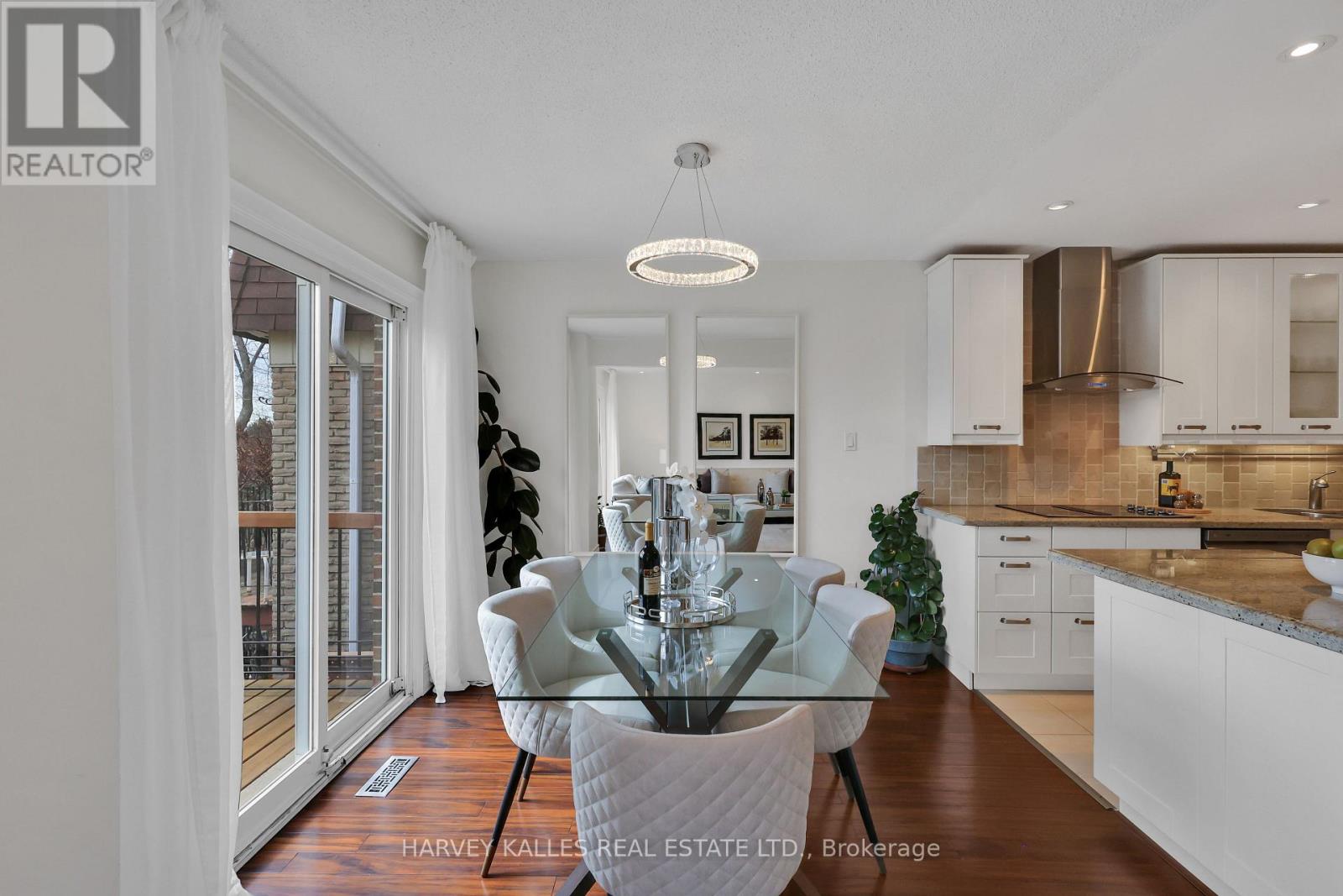 47 Aberfeldy Crescent, Markham, Ontario  L3T 4C1 - Photo 10 - N12960082